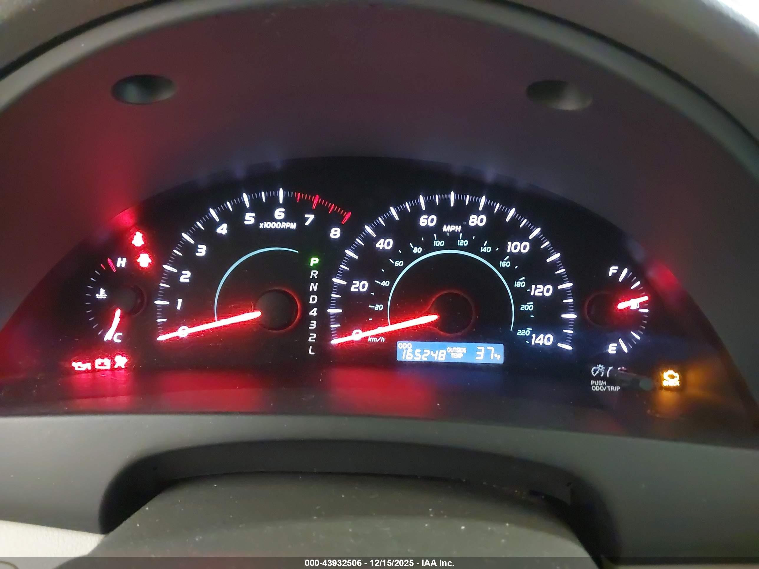 TOYOTA CAMRY image 7