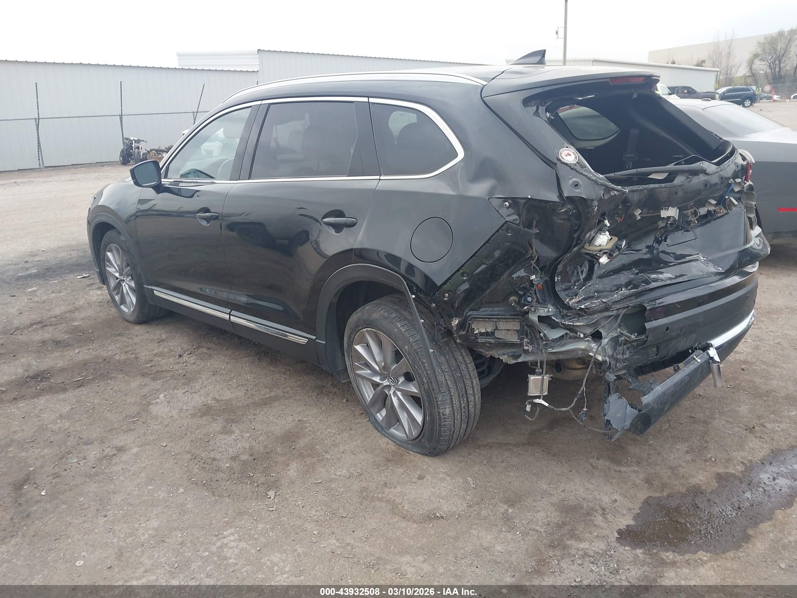 MAZDA CX-9 image 3