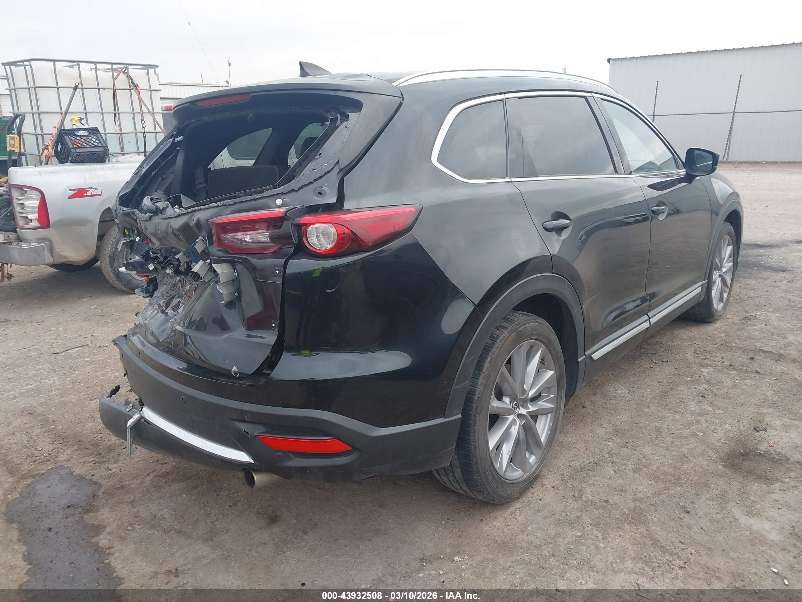 MAZDA CX-9 image 4