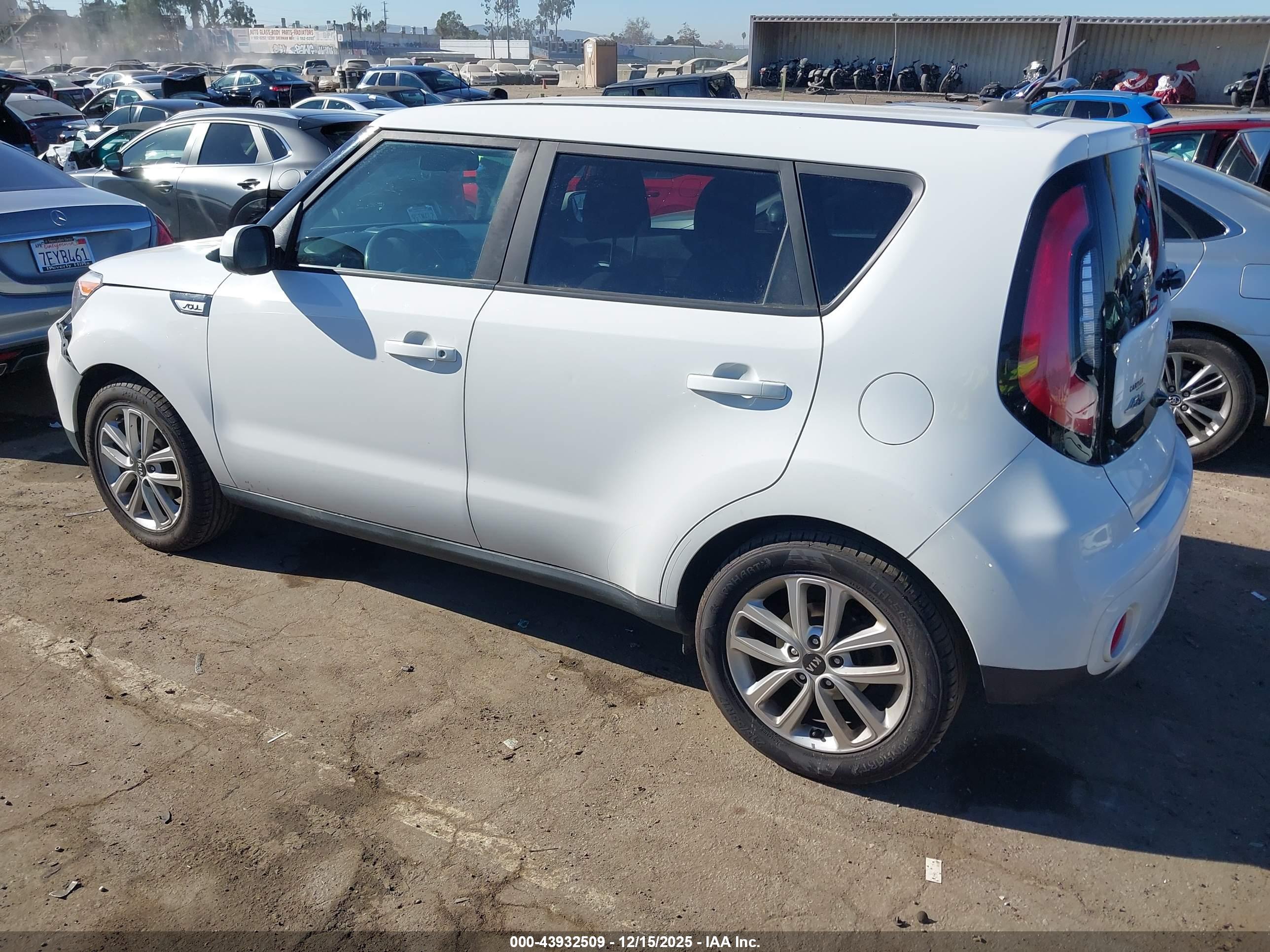 KIA SOUL image 3