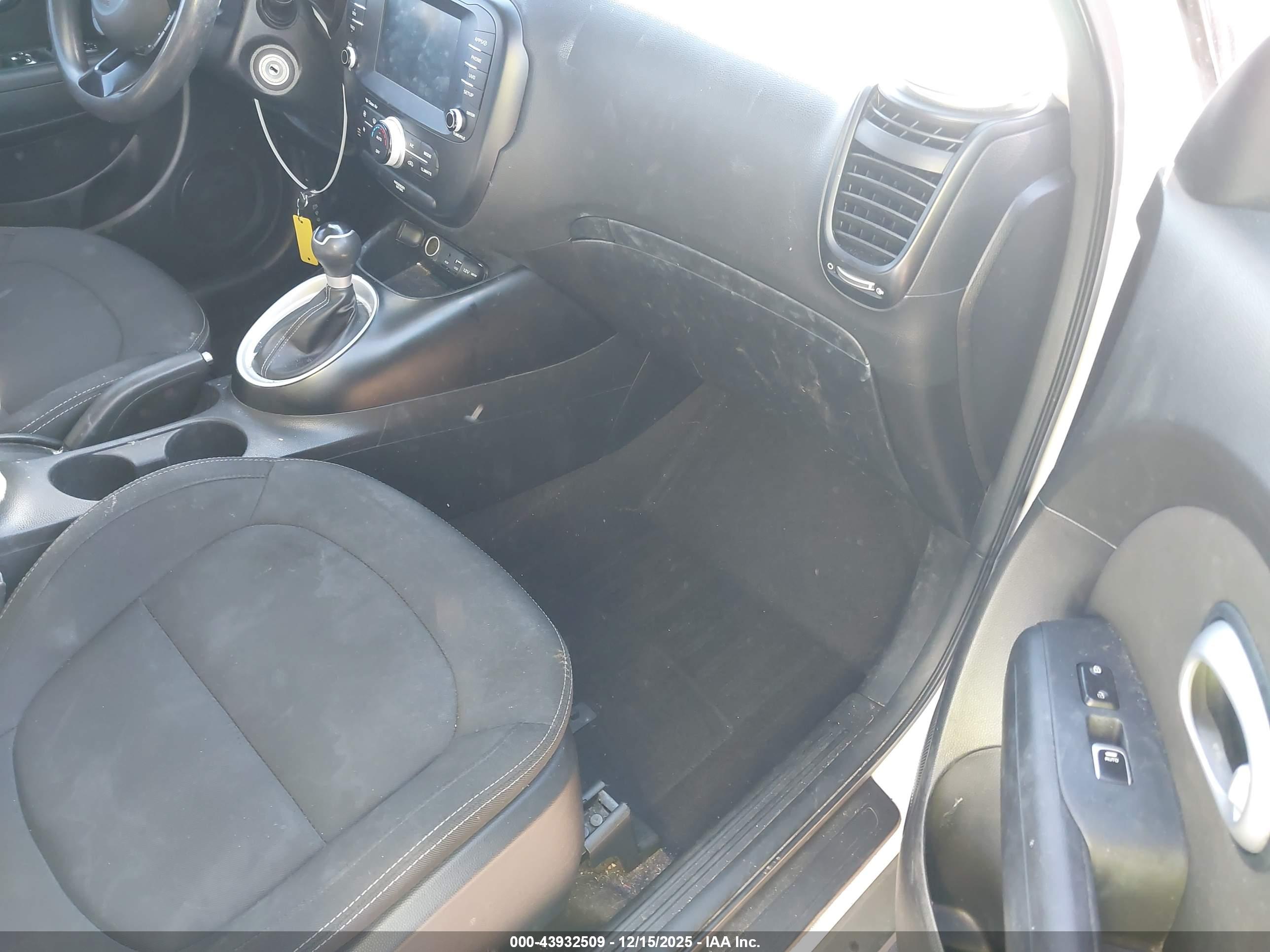 KIA SOUL image 5
