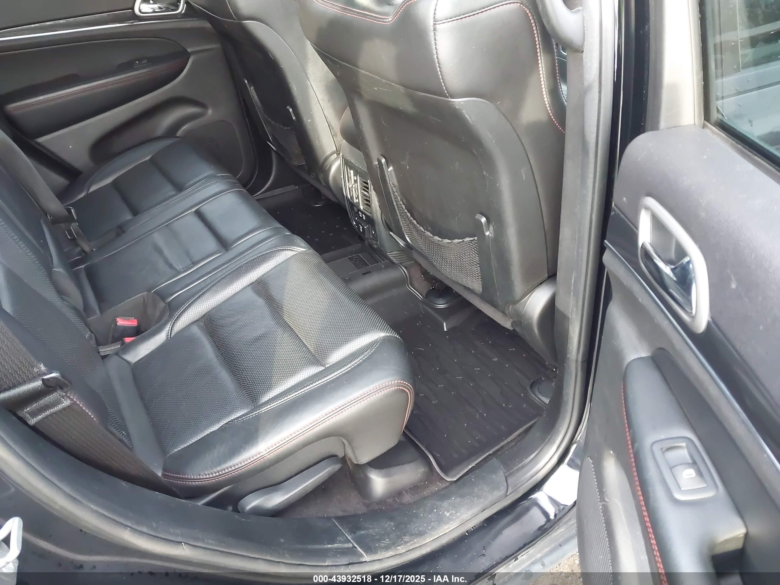 JEEP GRAND image 8