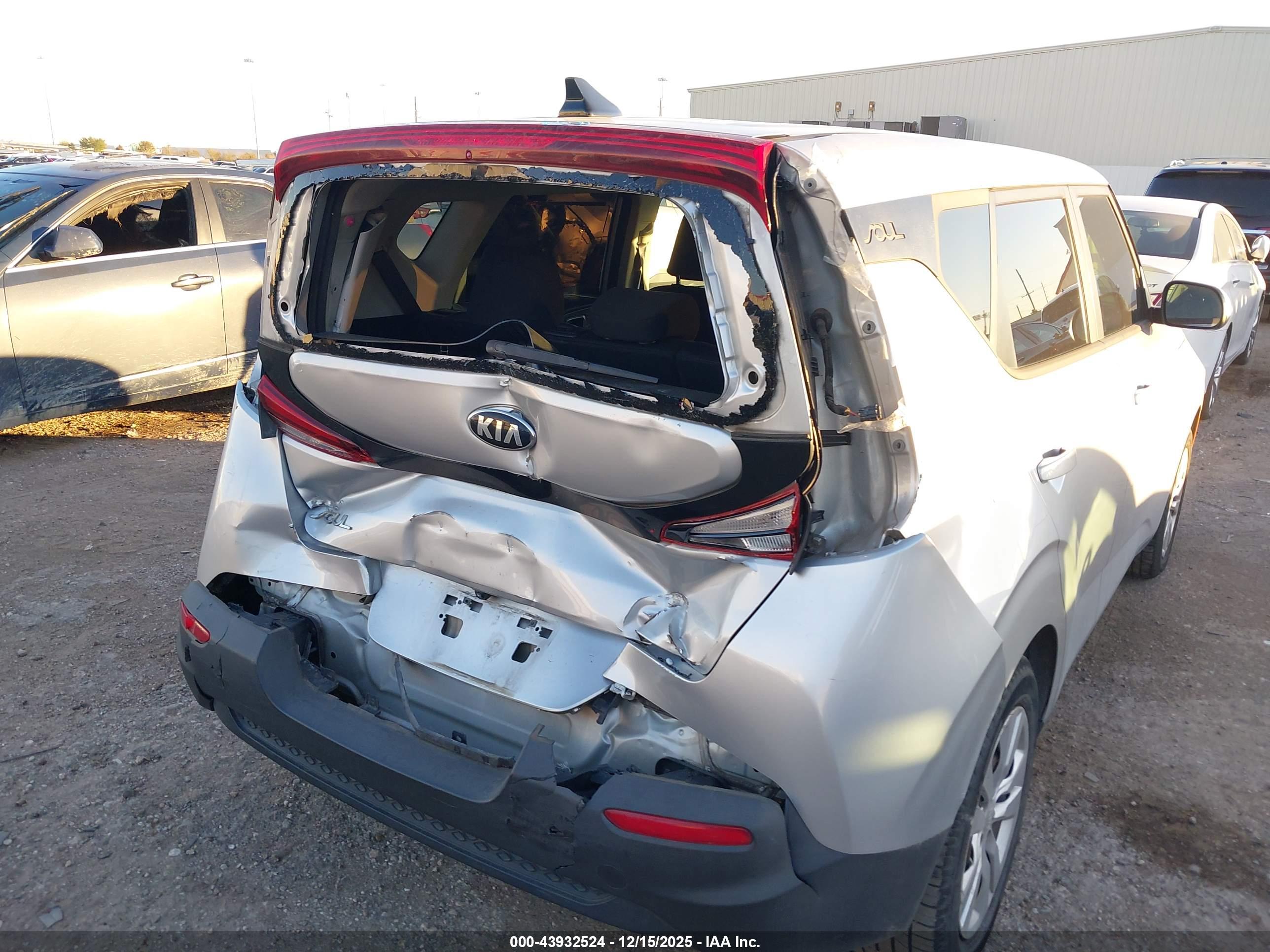 KIA SOUL image 6