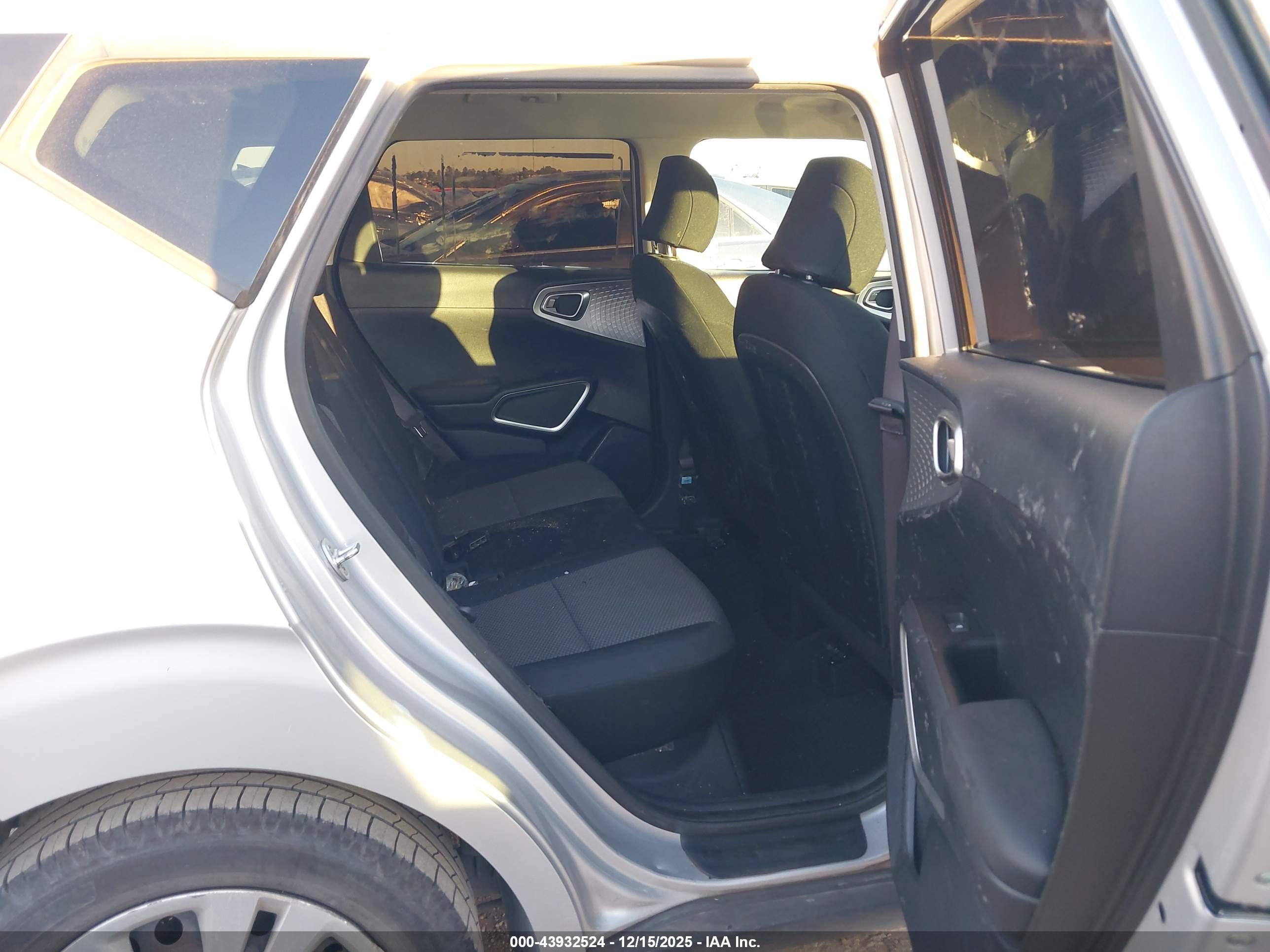 KIA SOUL image 8