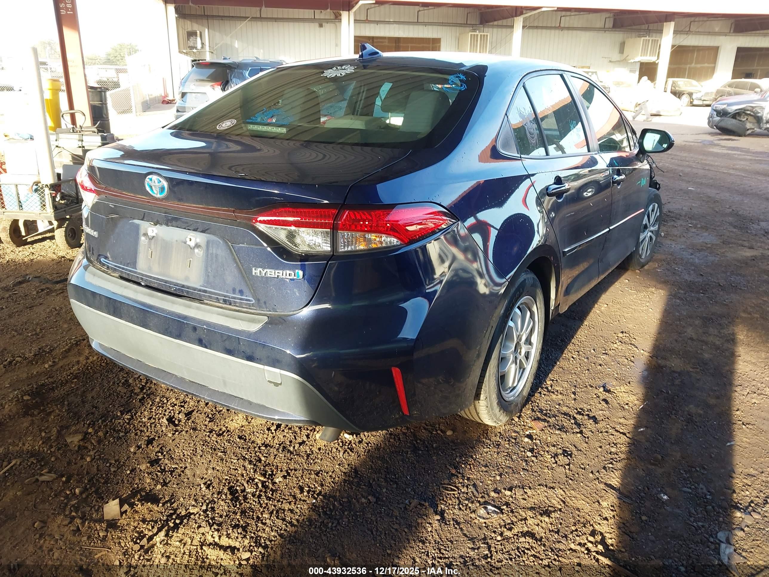 TOYOTA COROLLA image 4