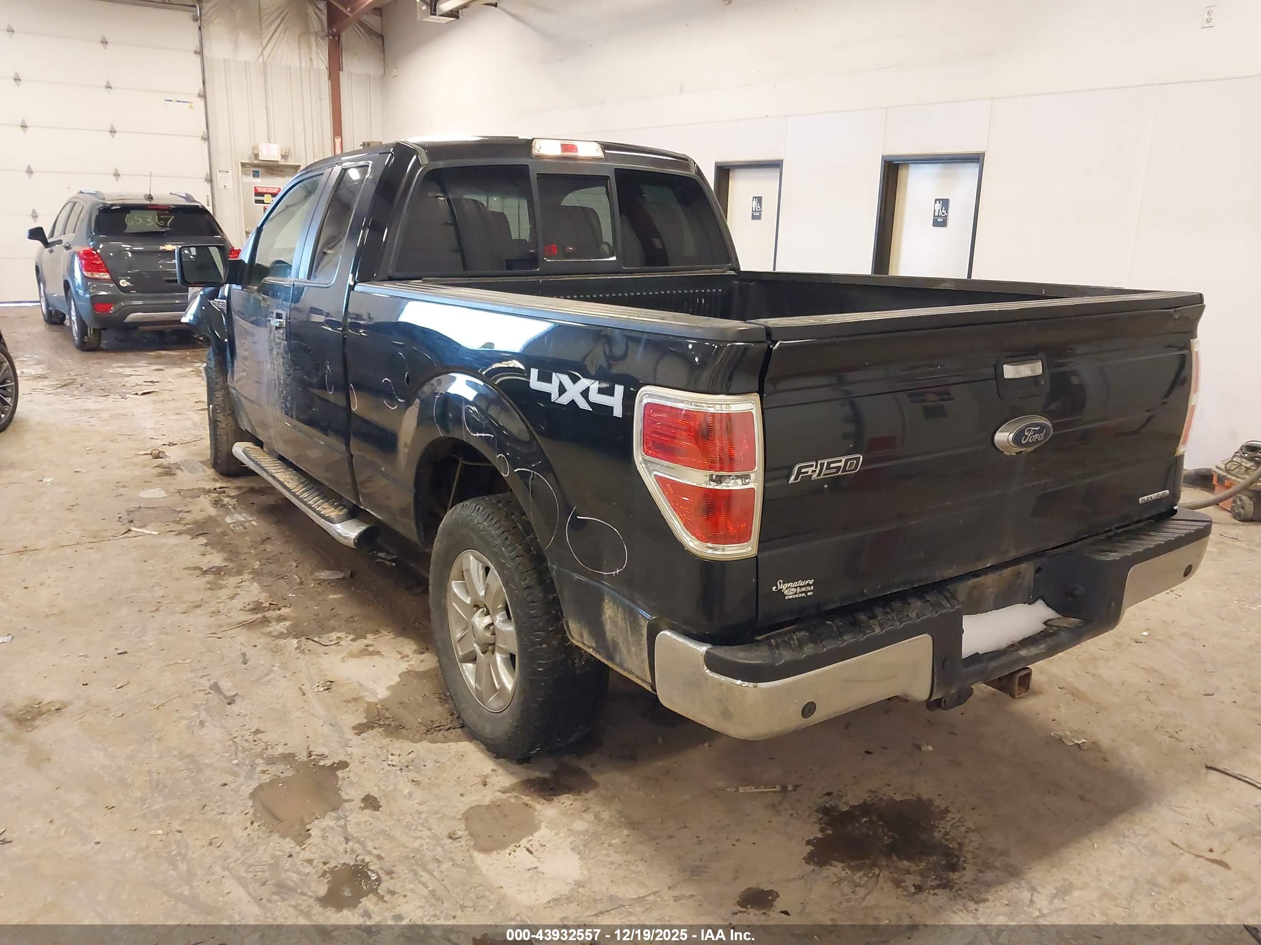 FORD F-150 image 3