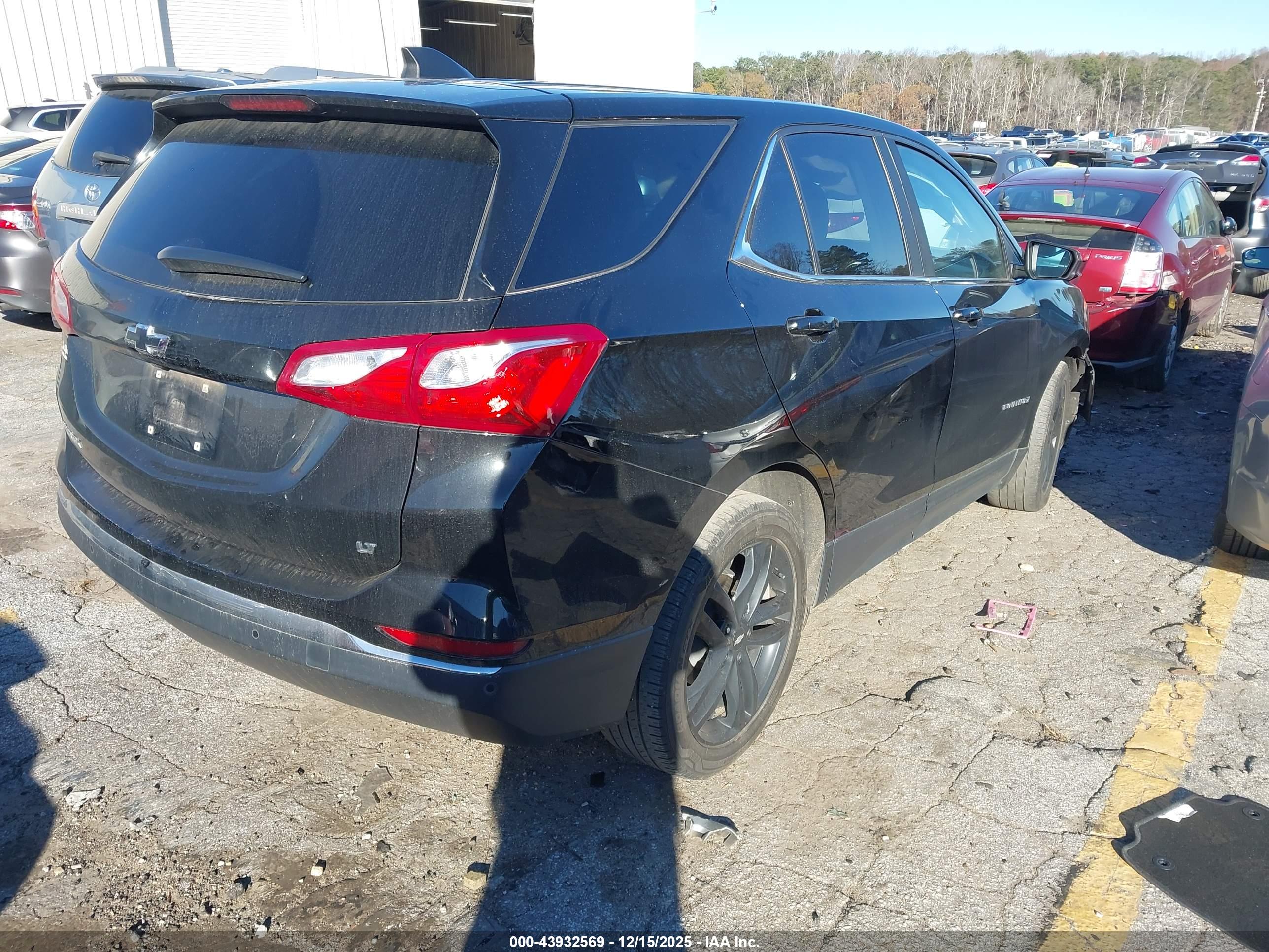 CHEVROLET EQUINOX image 4