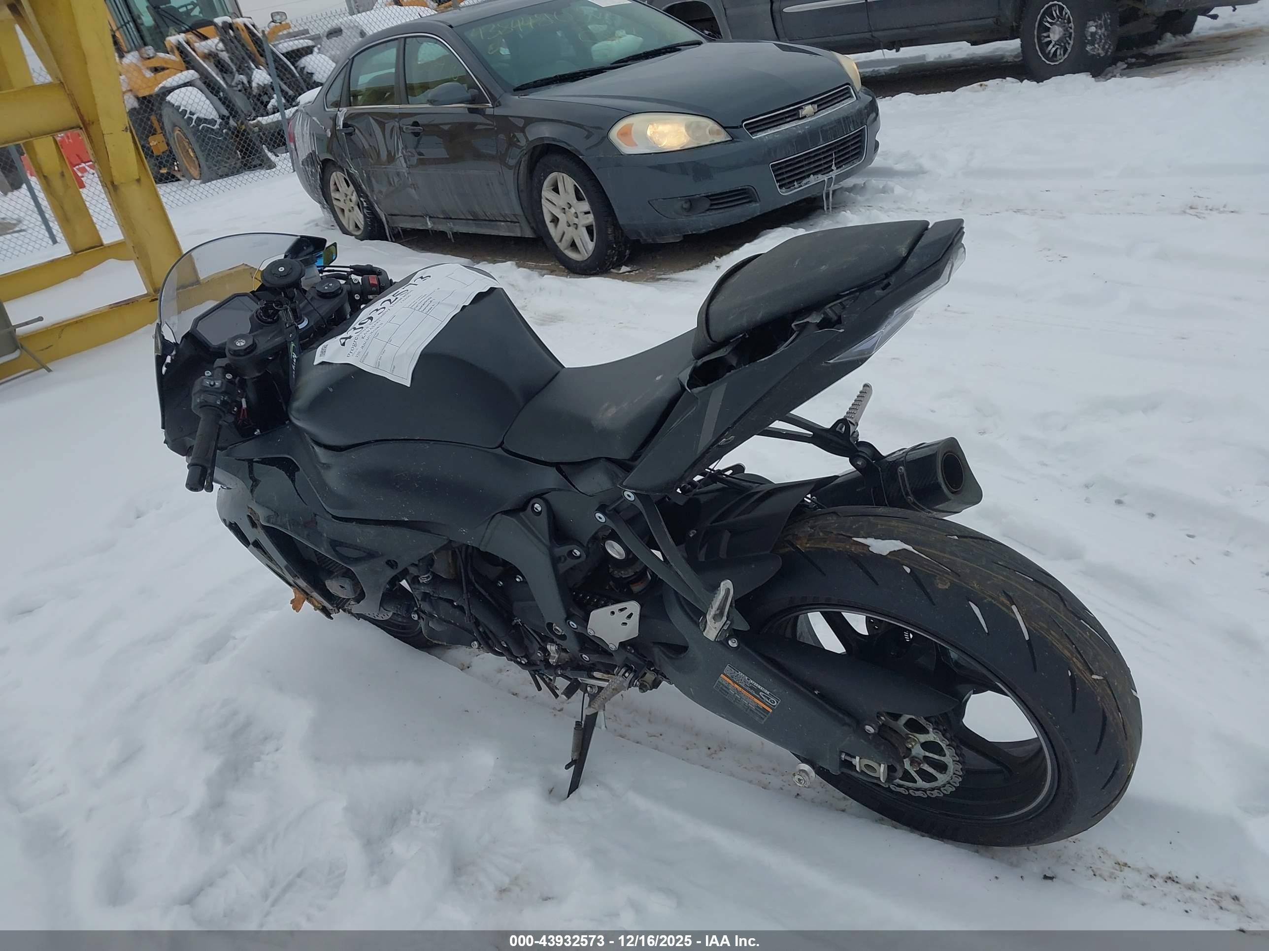 KAWASAKI ZX636 image 3