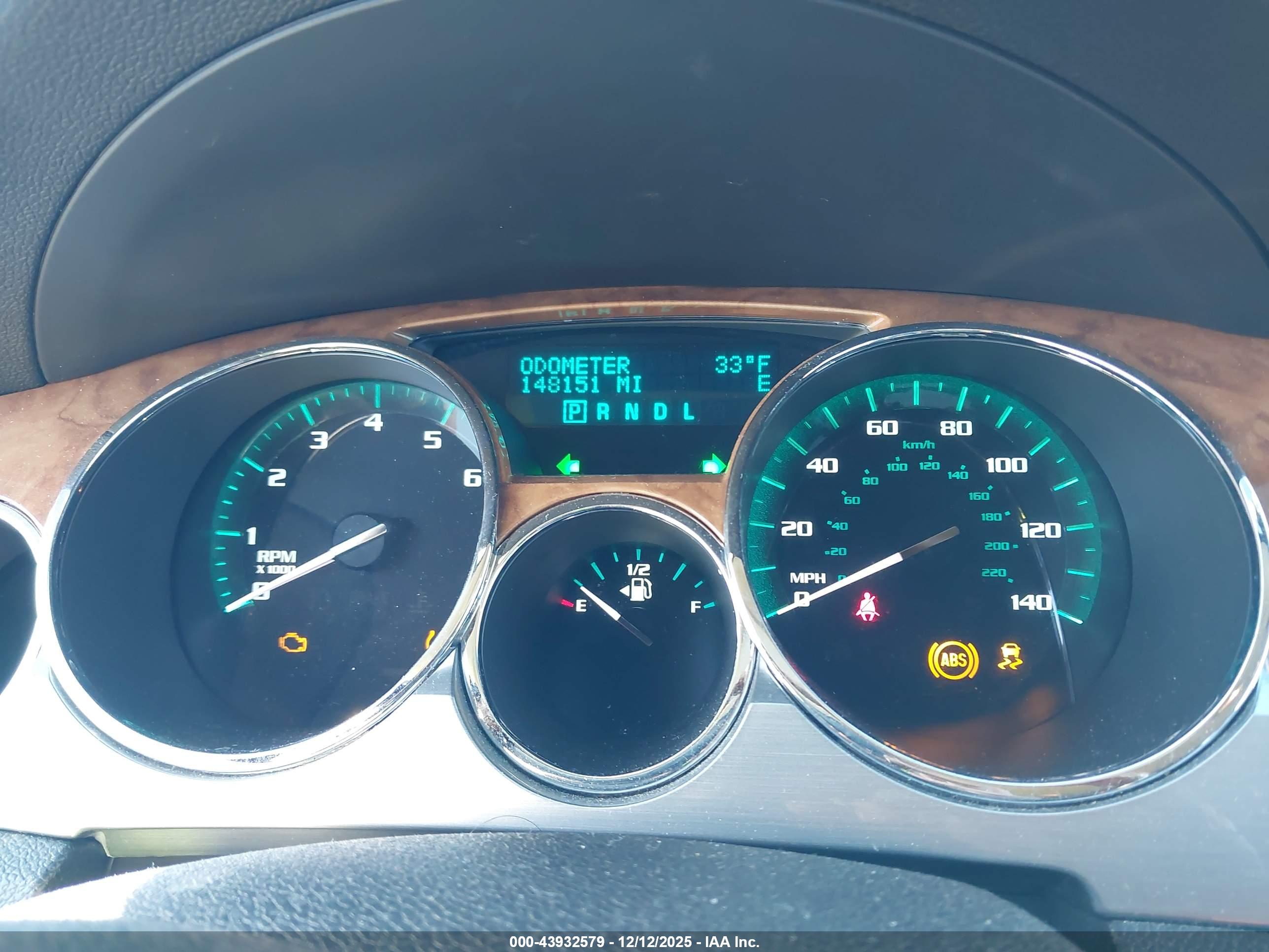 BUICK ENCLAVE image 7