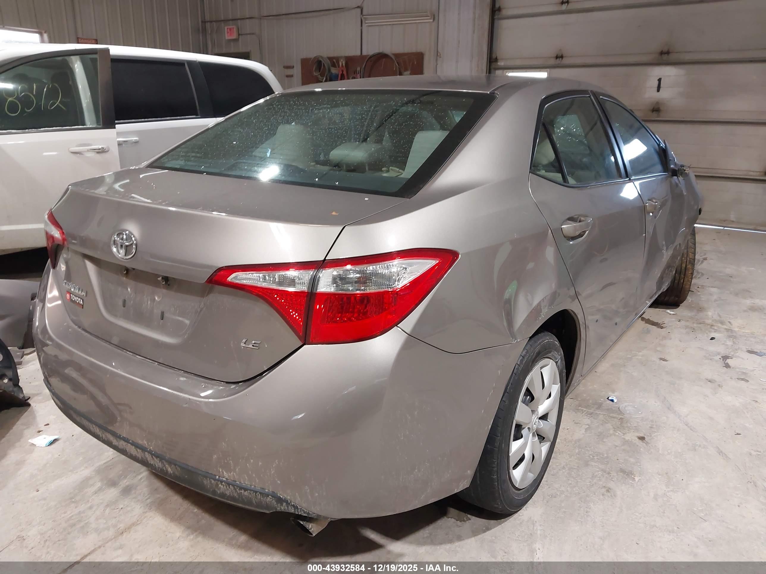 TOYOTA COROLLA image 4
