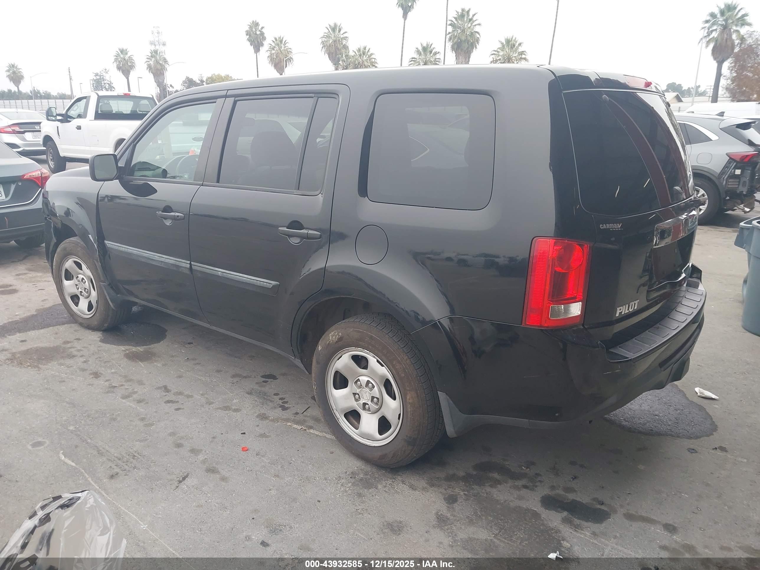 HONDA PILOT image 3