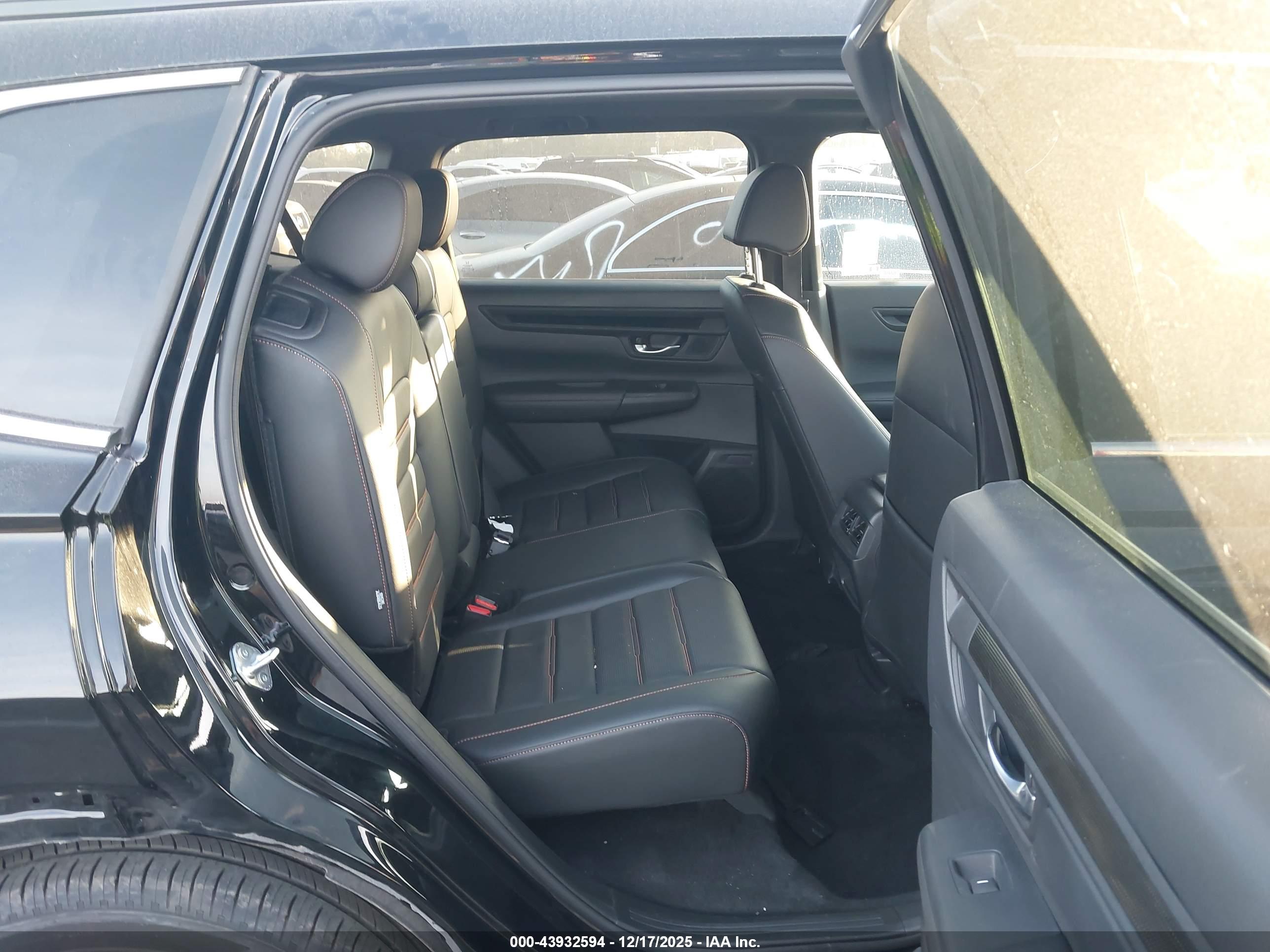 HONDA CR-V image 8
