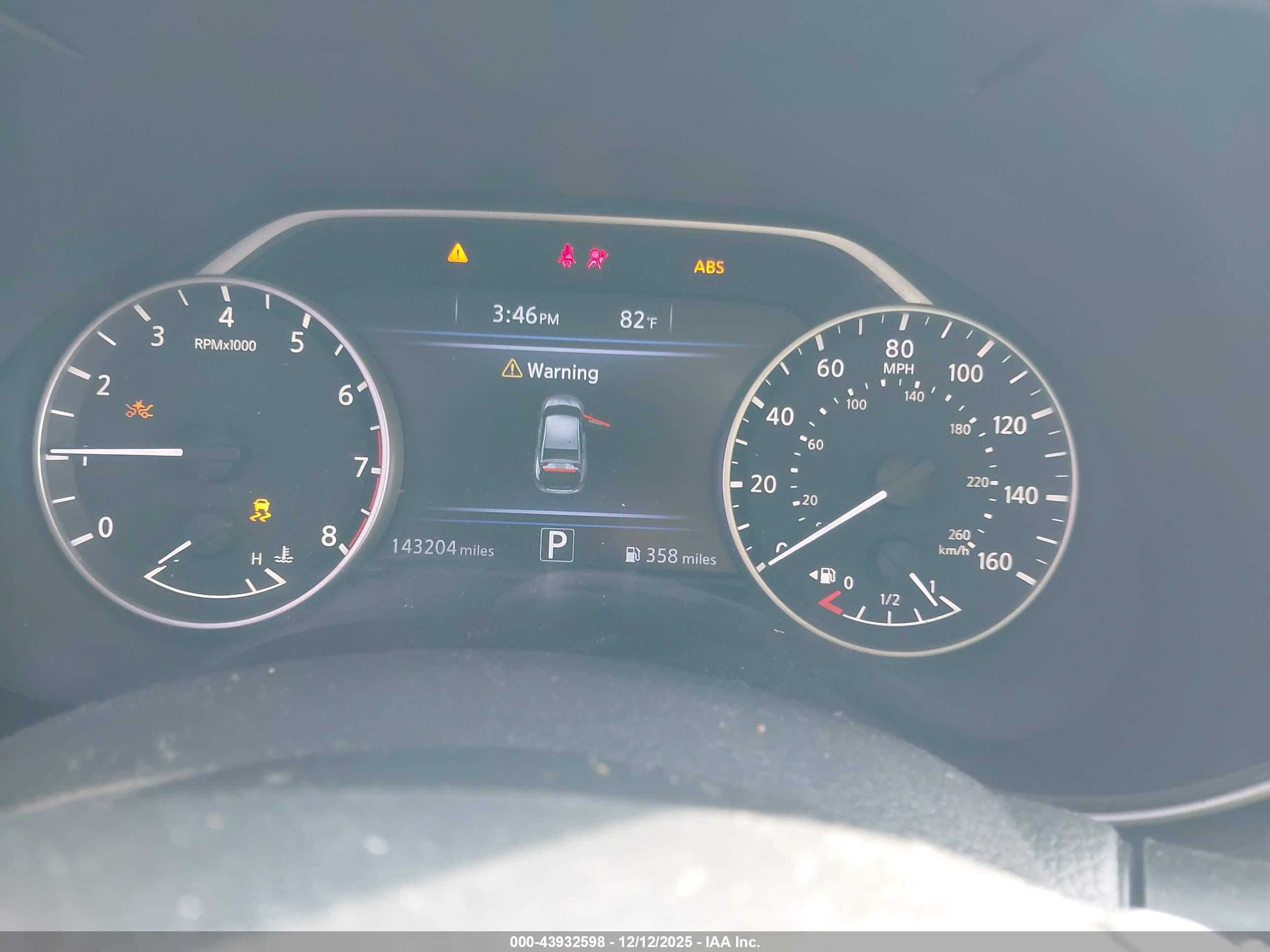 NISSAN MAXIMA image 7
