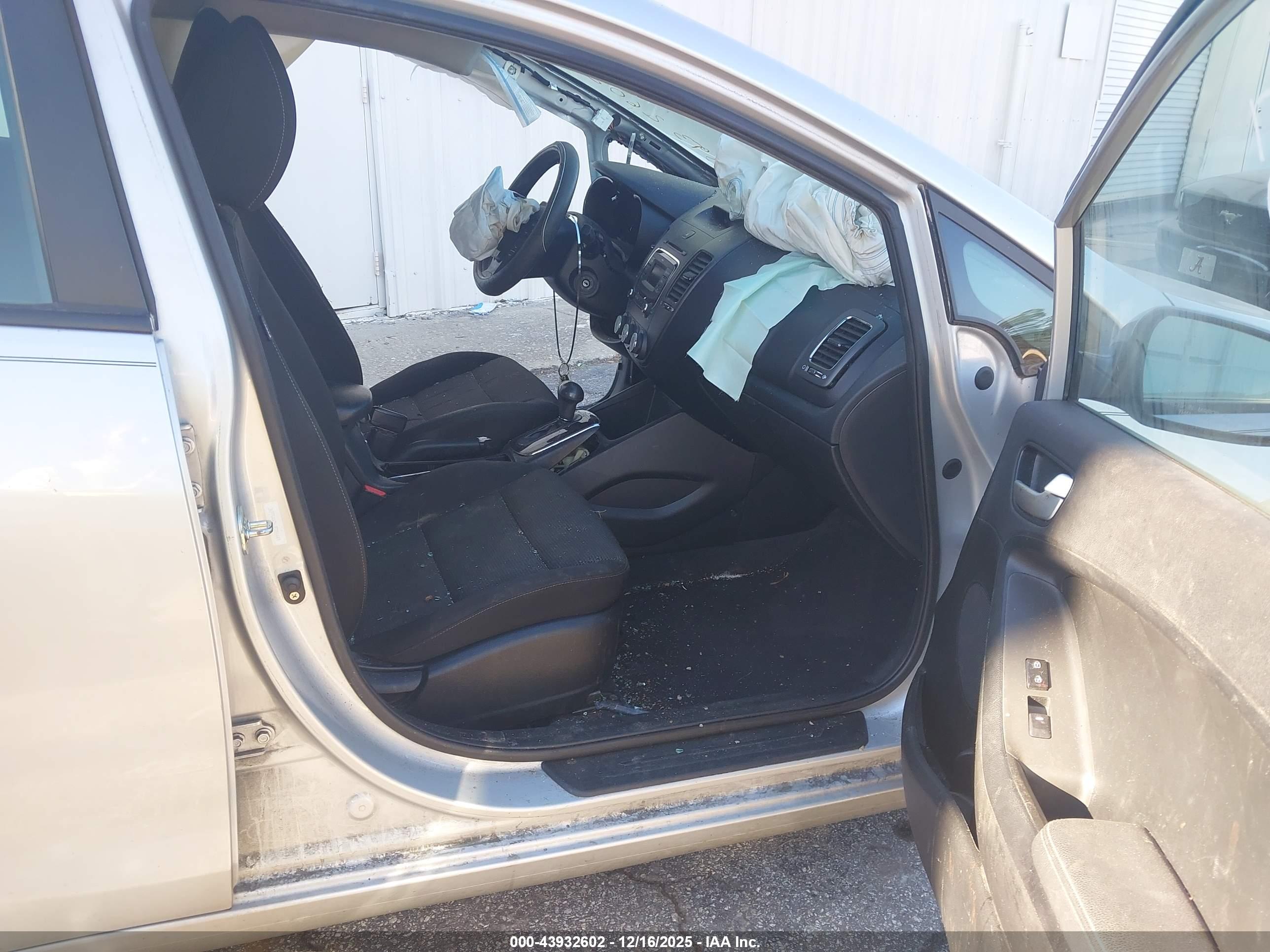 KIA FORTE image 5