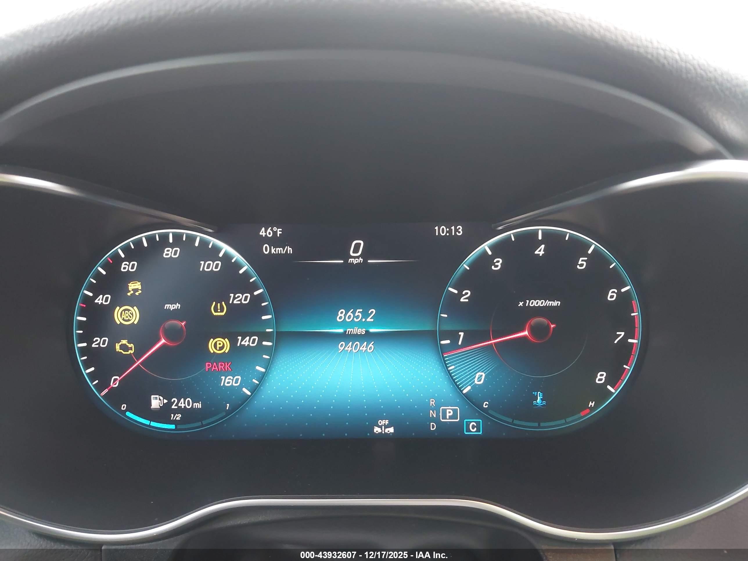 MERCEDES-BENZ GLC image 7