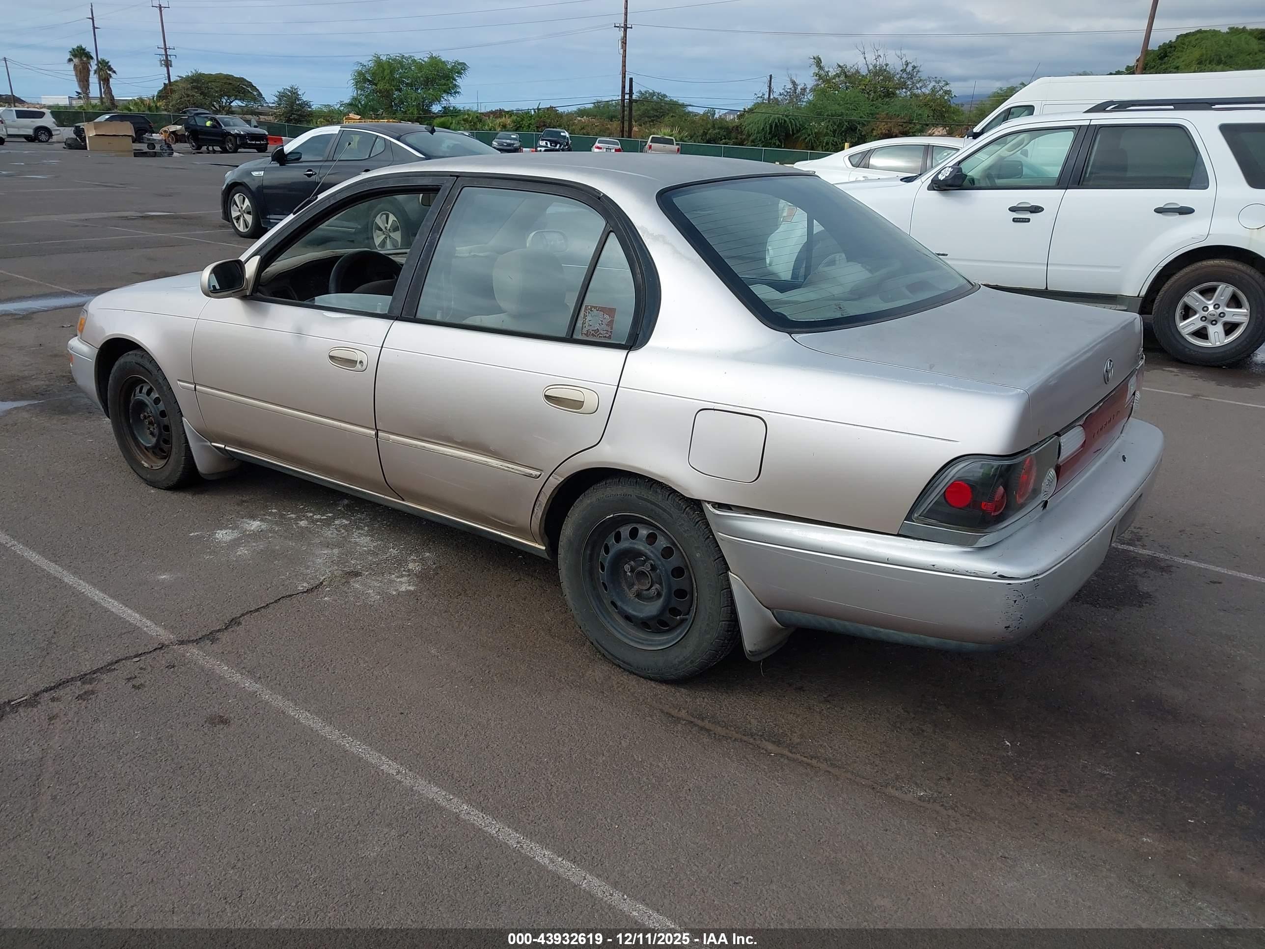 TOYOTA COROLLA image 3
