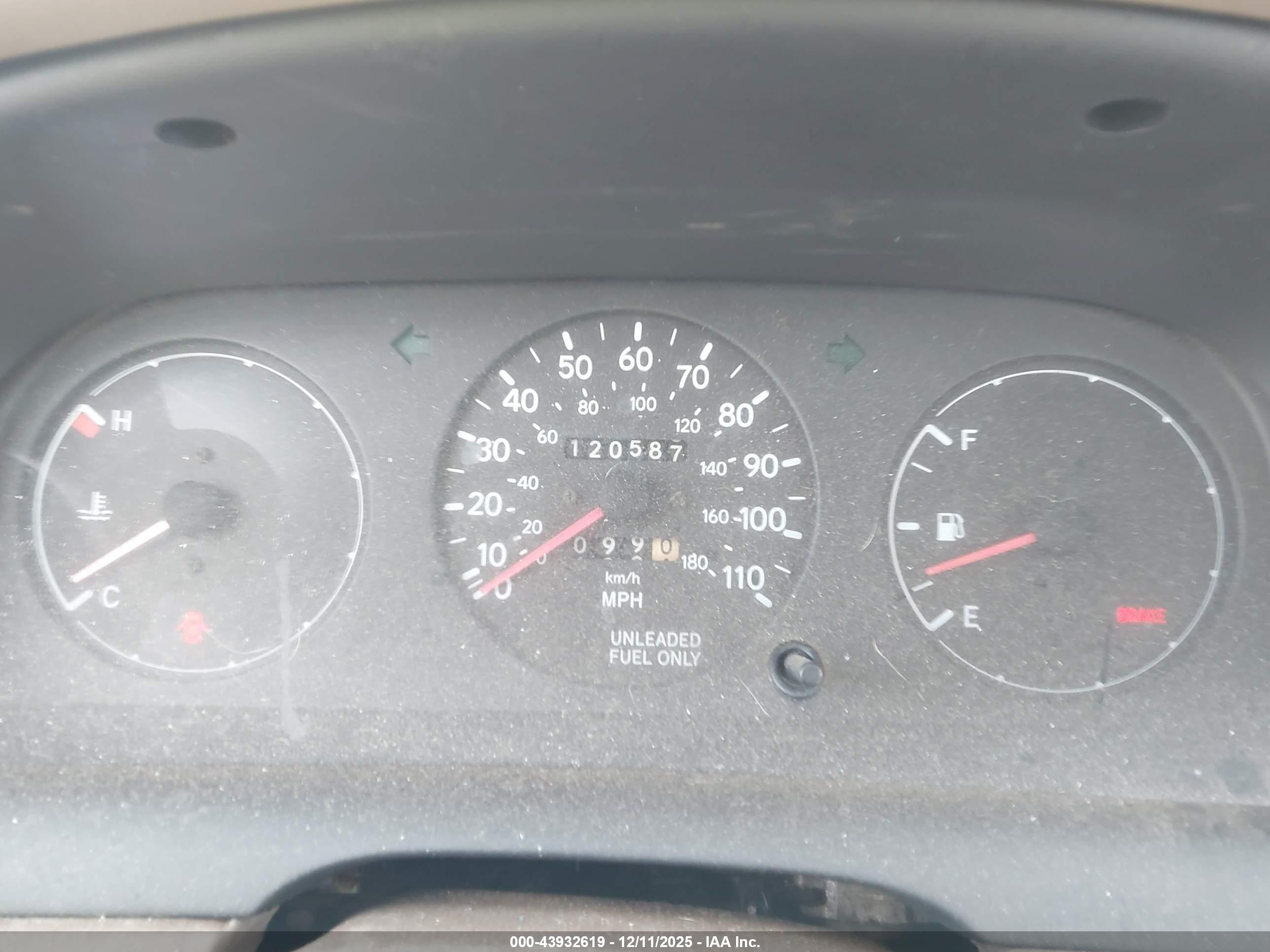 TOYOTA COROLLA image 7