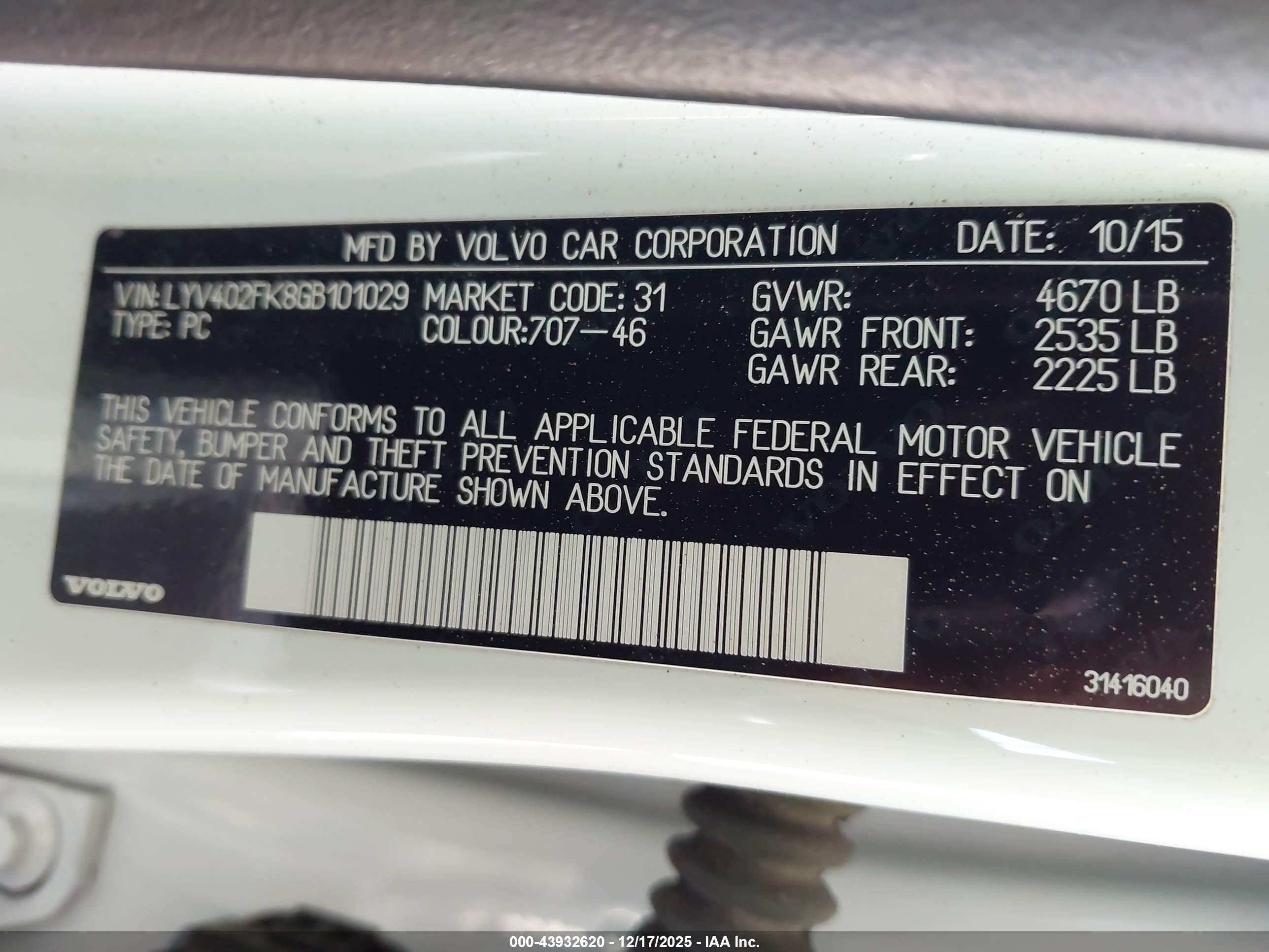 VOLVO S60 image 9