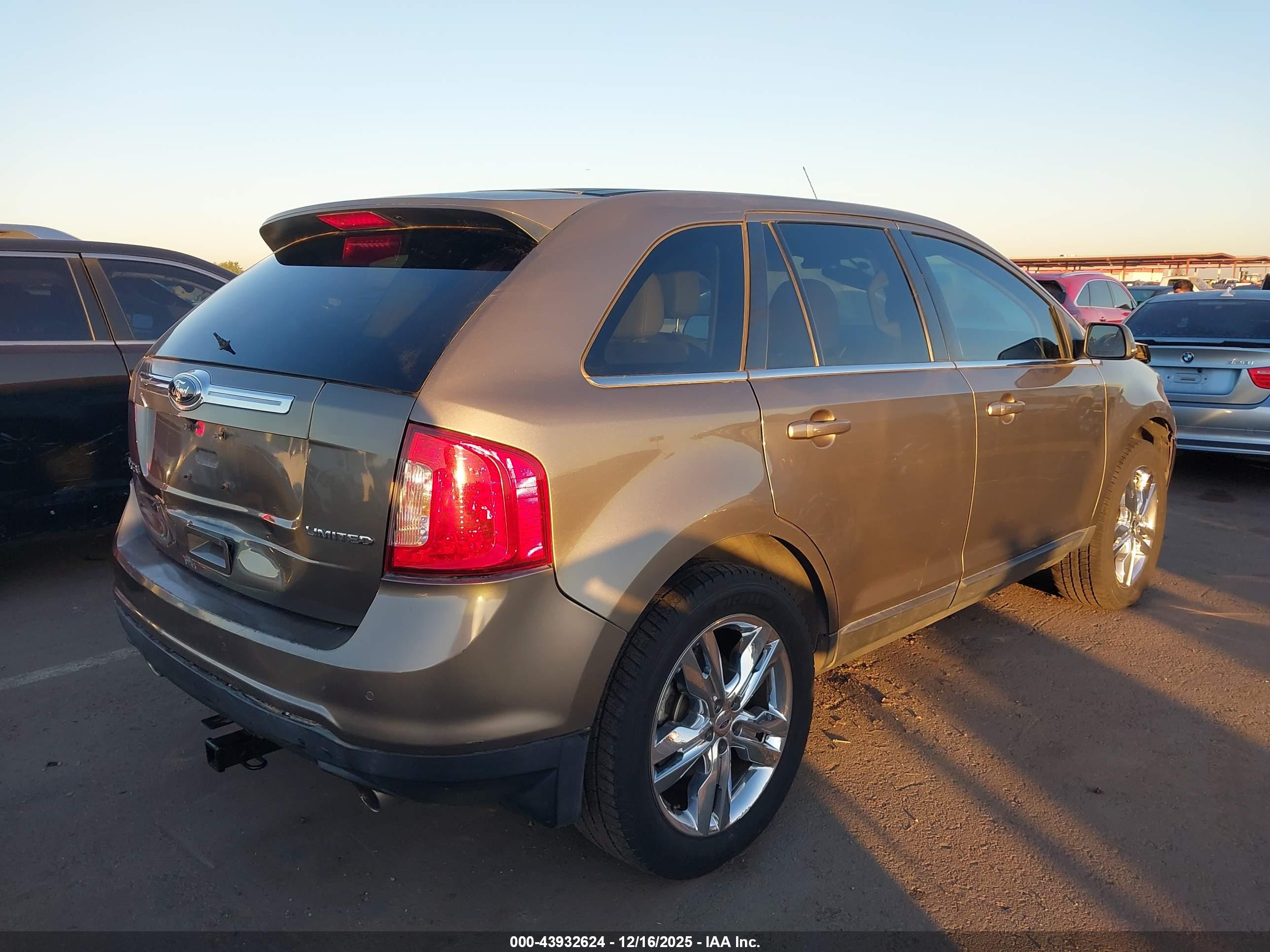 FORD EDGE image 4