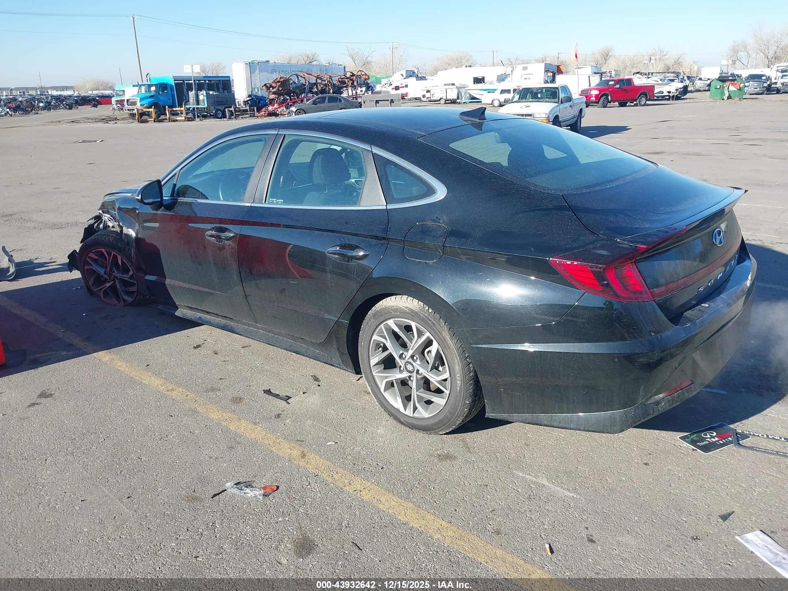 HYUNDAI SONATA image 3