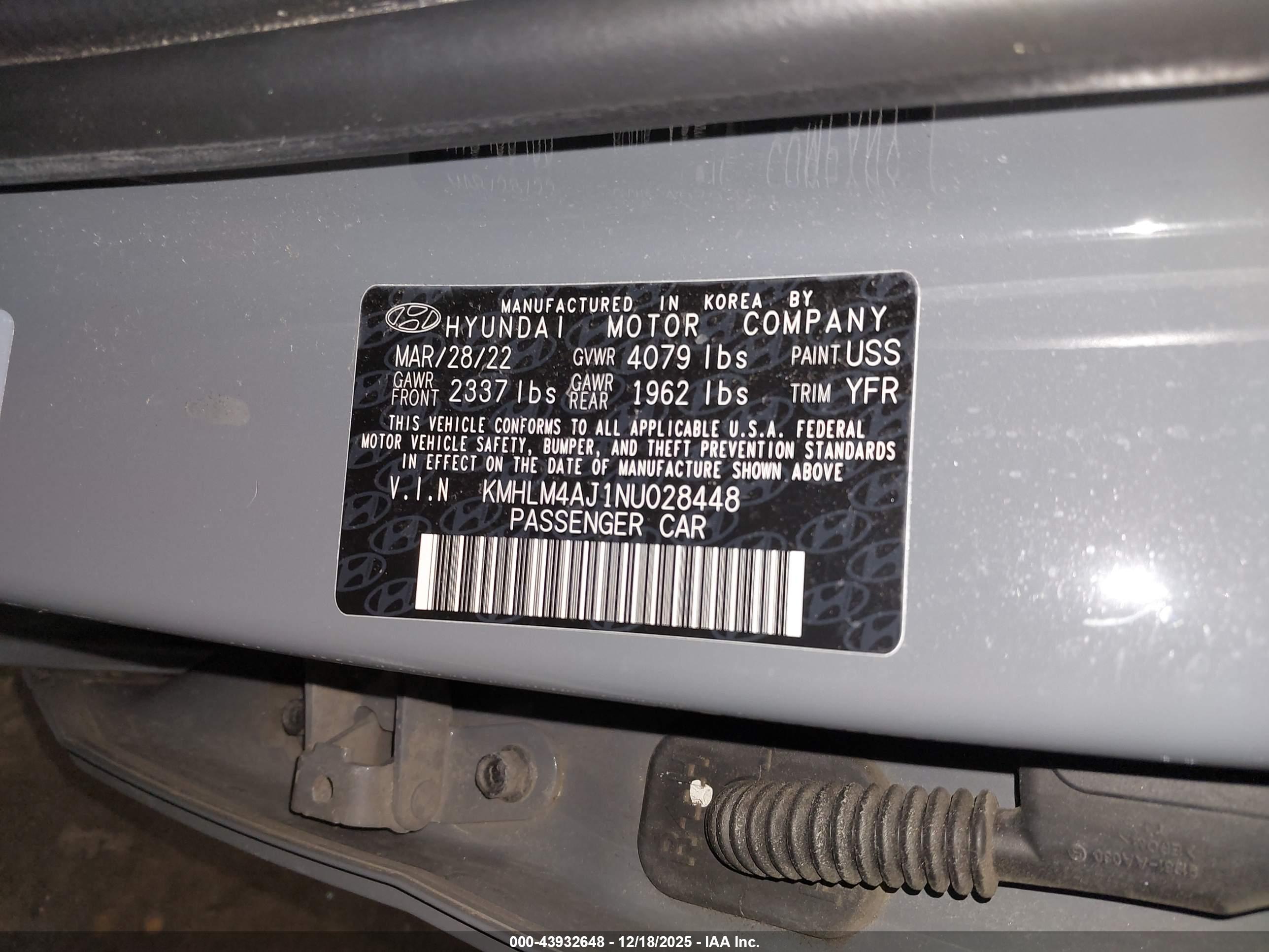HYUNDAI ELANTRA image 9