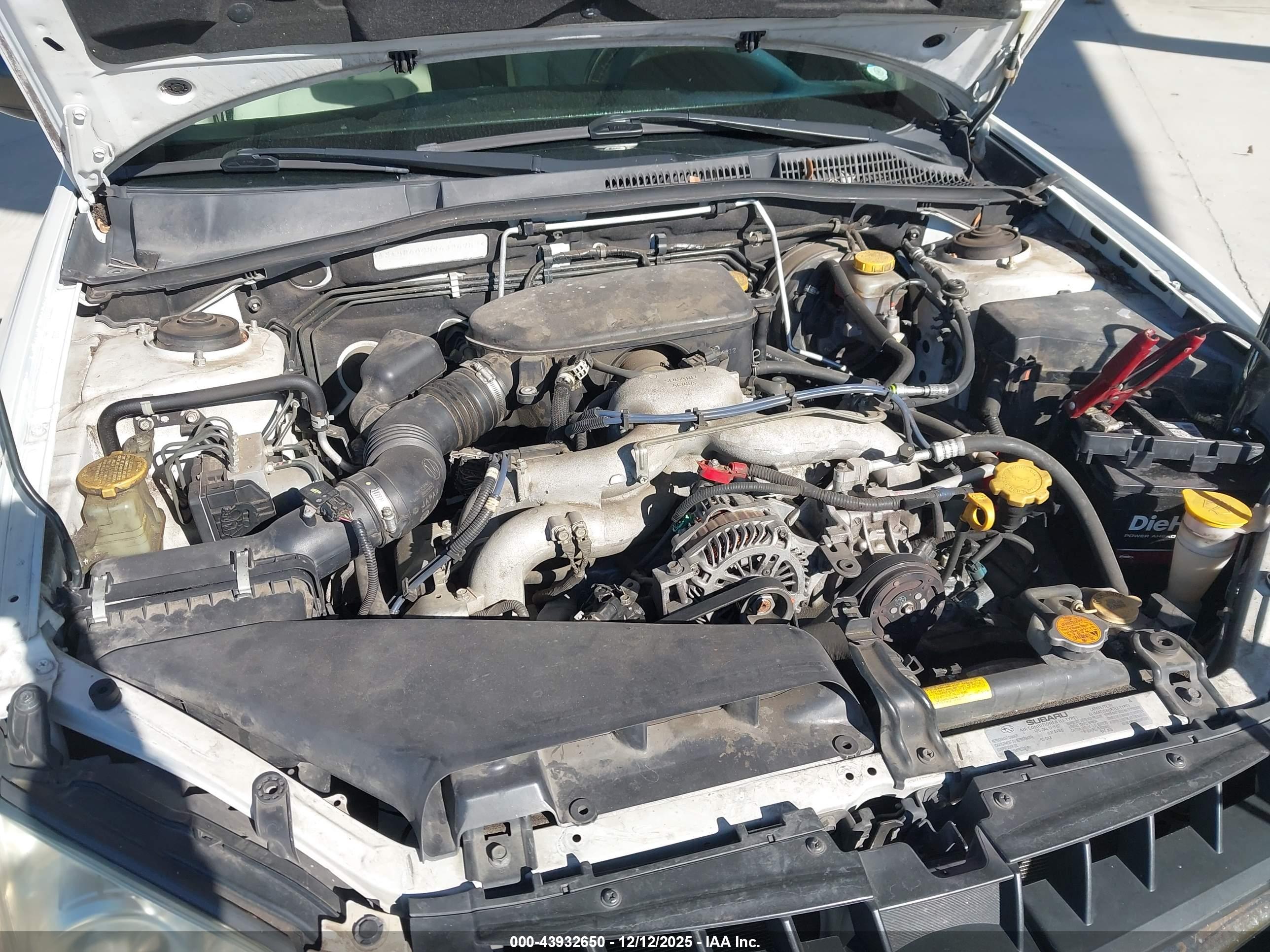 SUBARU OUTBACK image 10