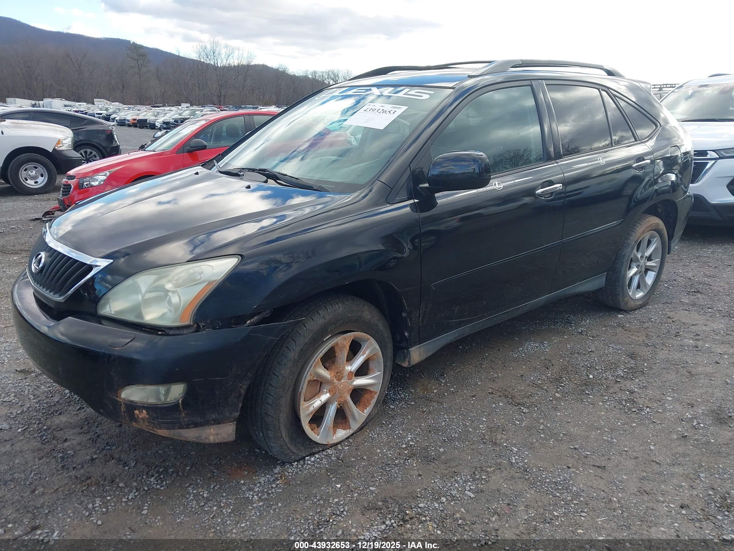 LEXUS RX image 2