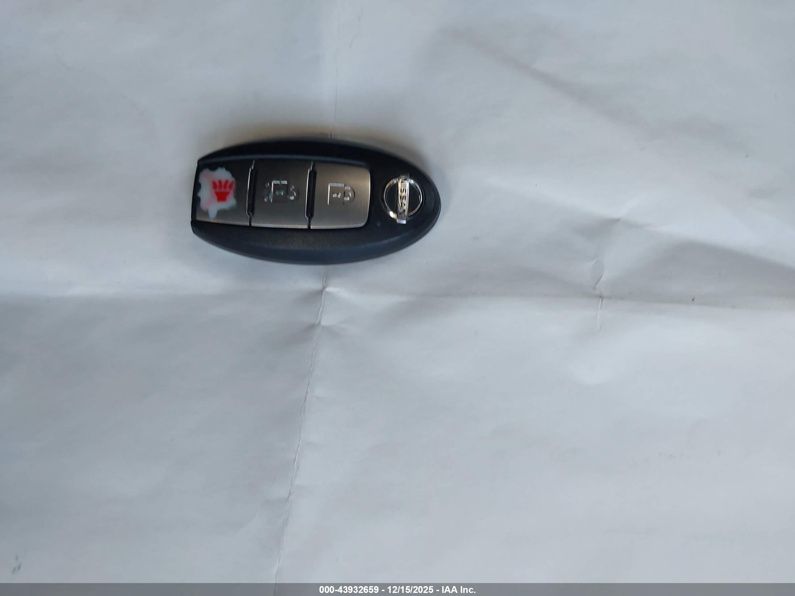 NISSAN KICKS image 11