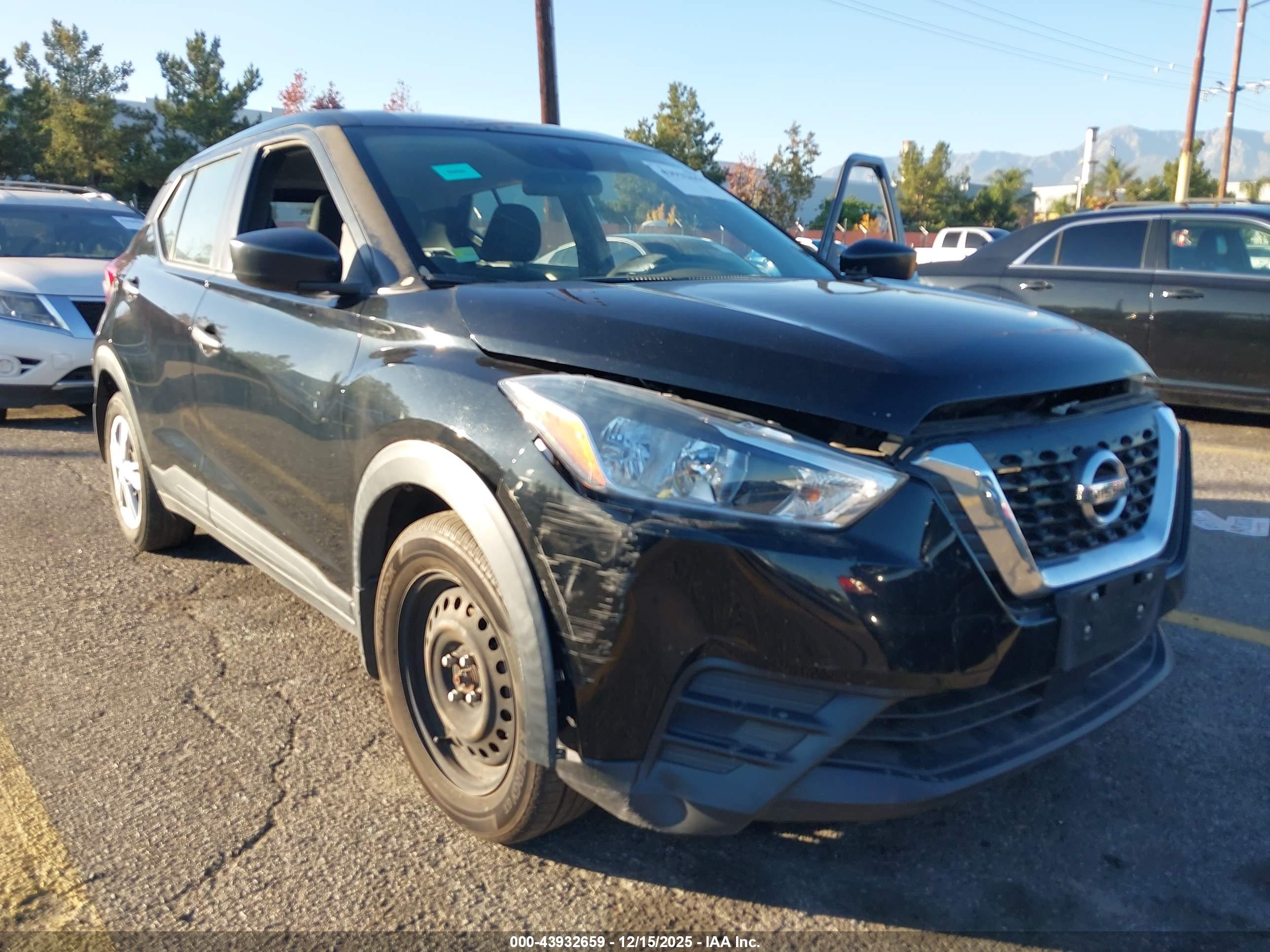 NISSAN KICKS image 6
