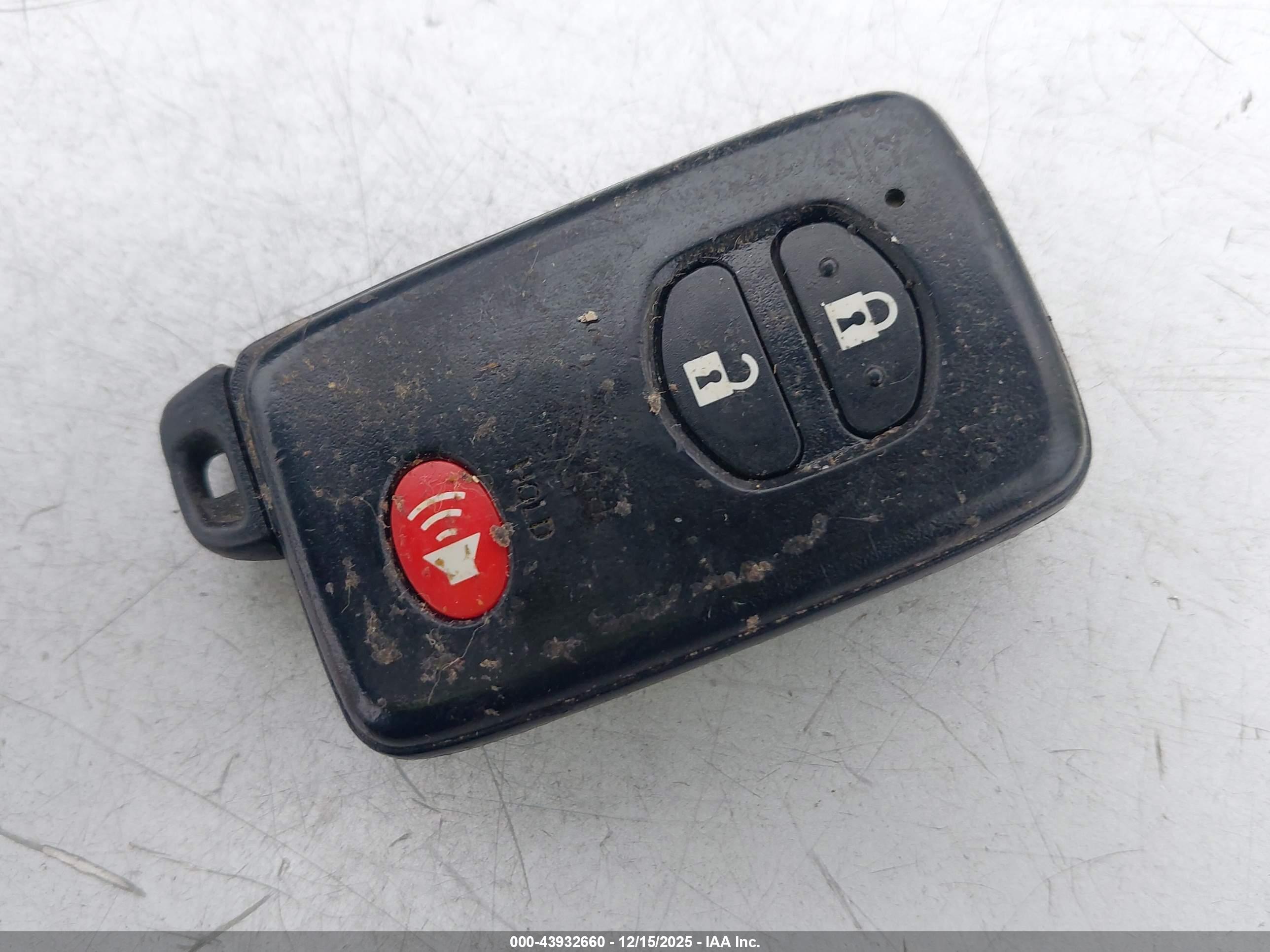 TOYOTA PRIUS image 11