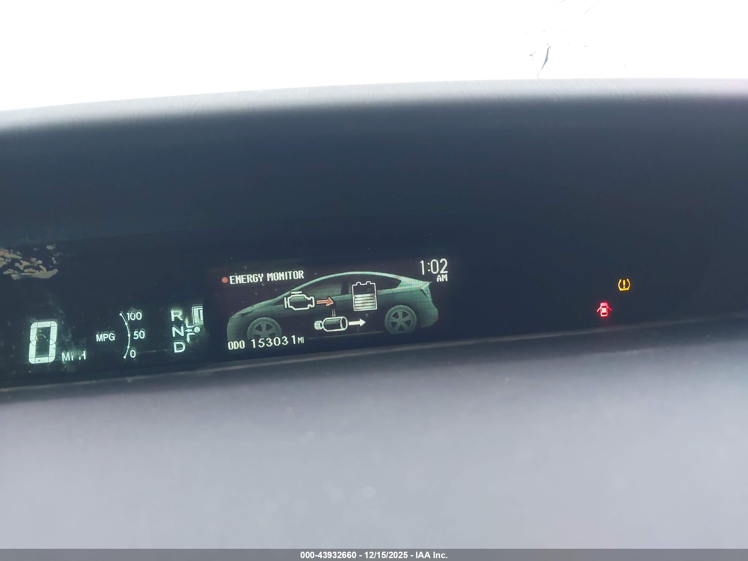 TOYOTA PRIUS image 7