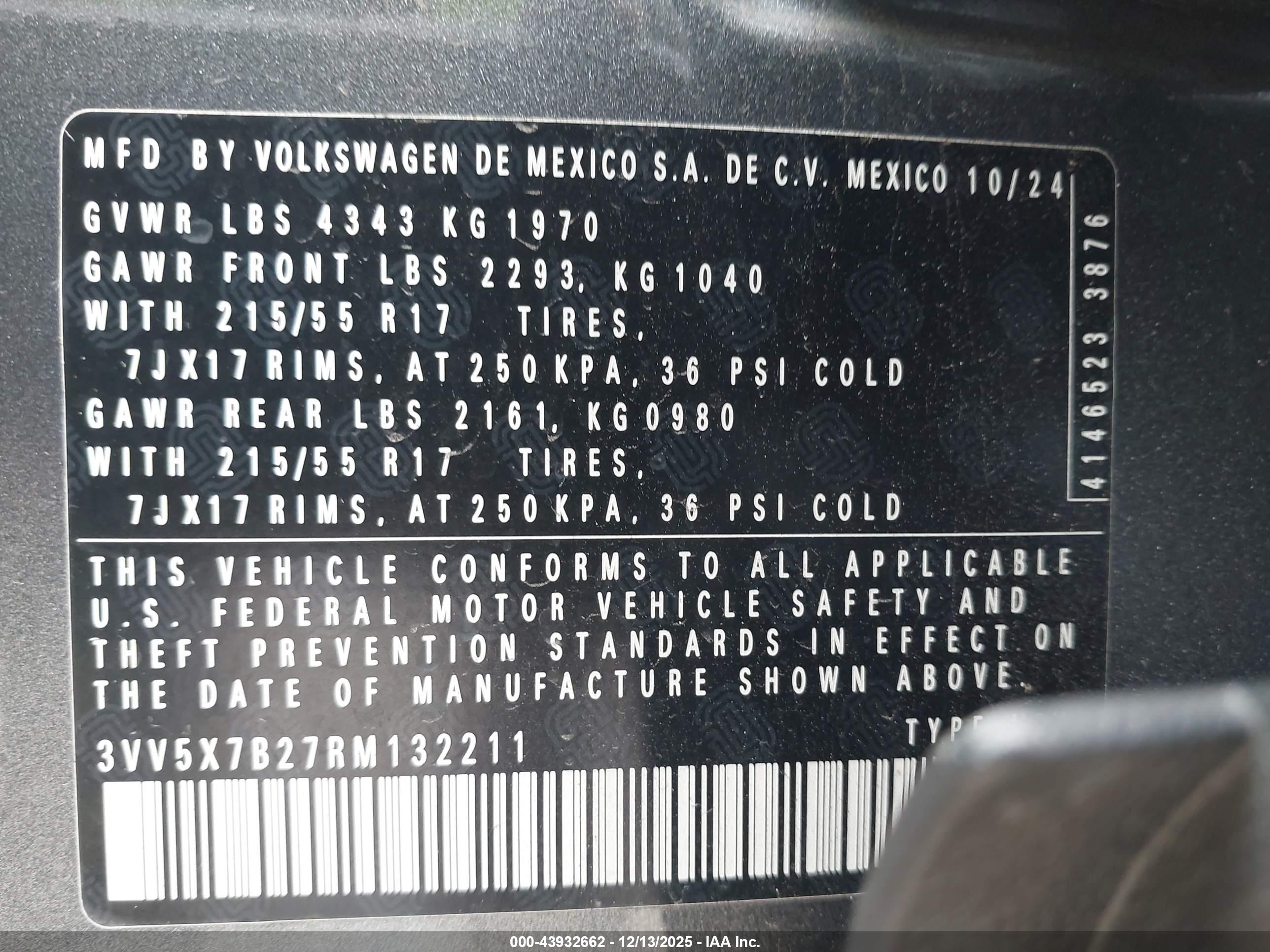 VOLKSWAGEN TAOS image 9