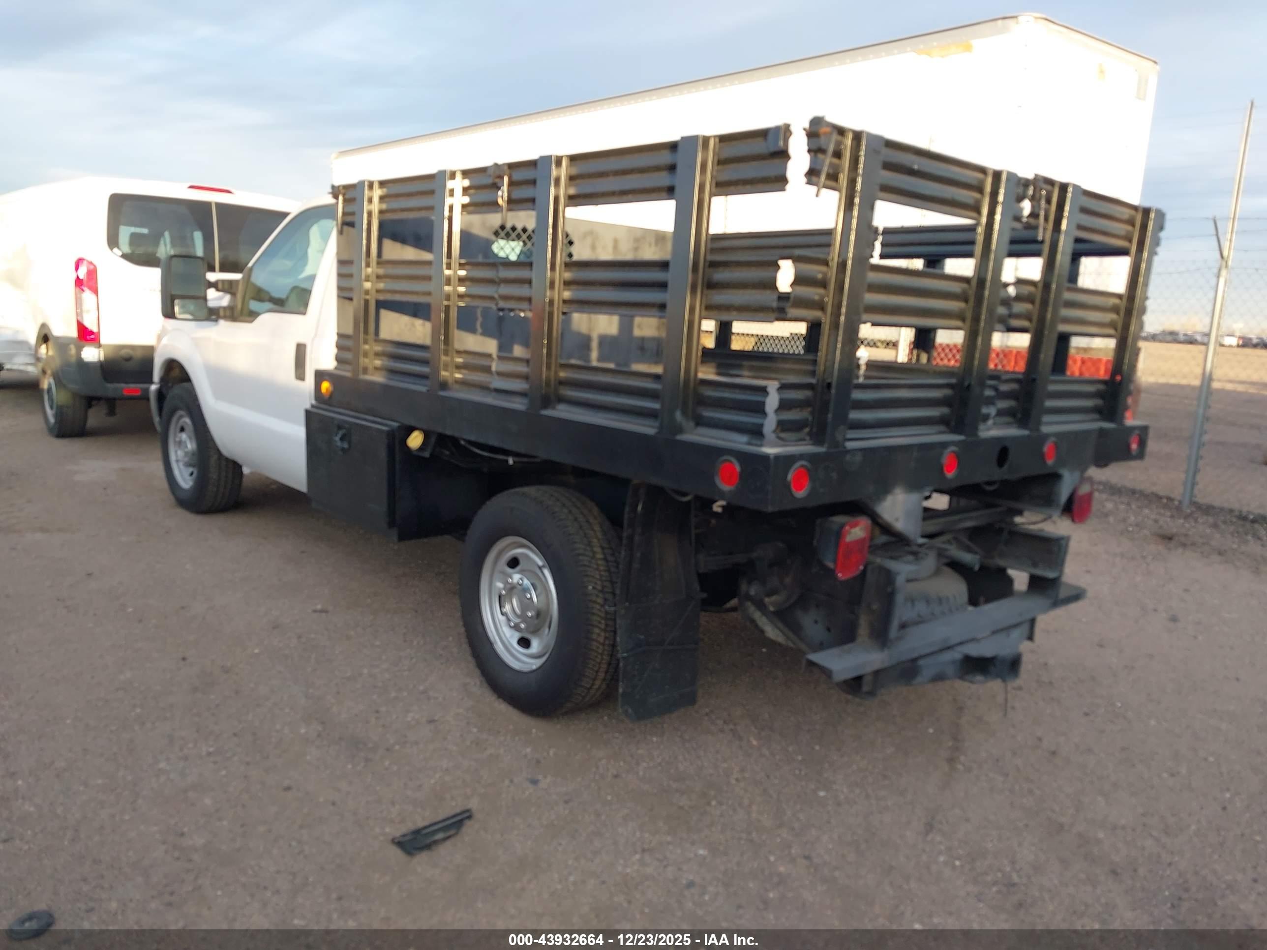 FORD F-250 image 3