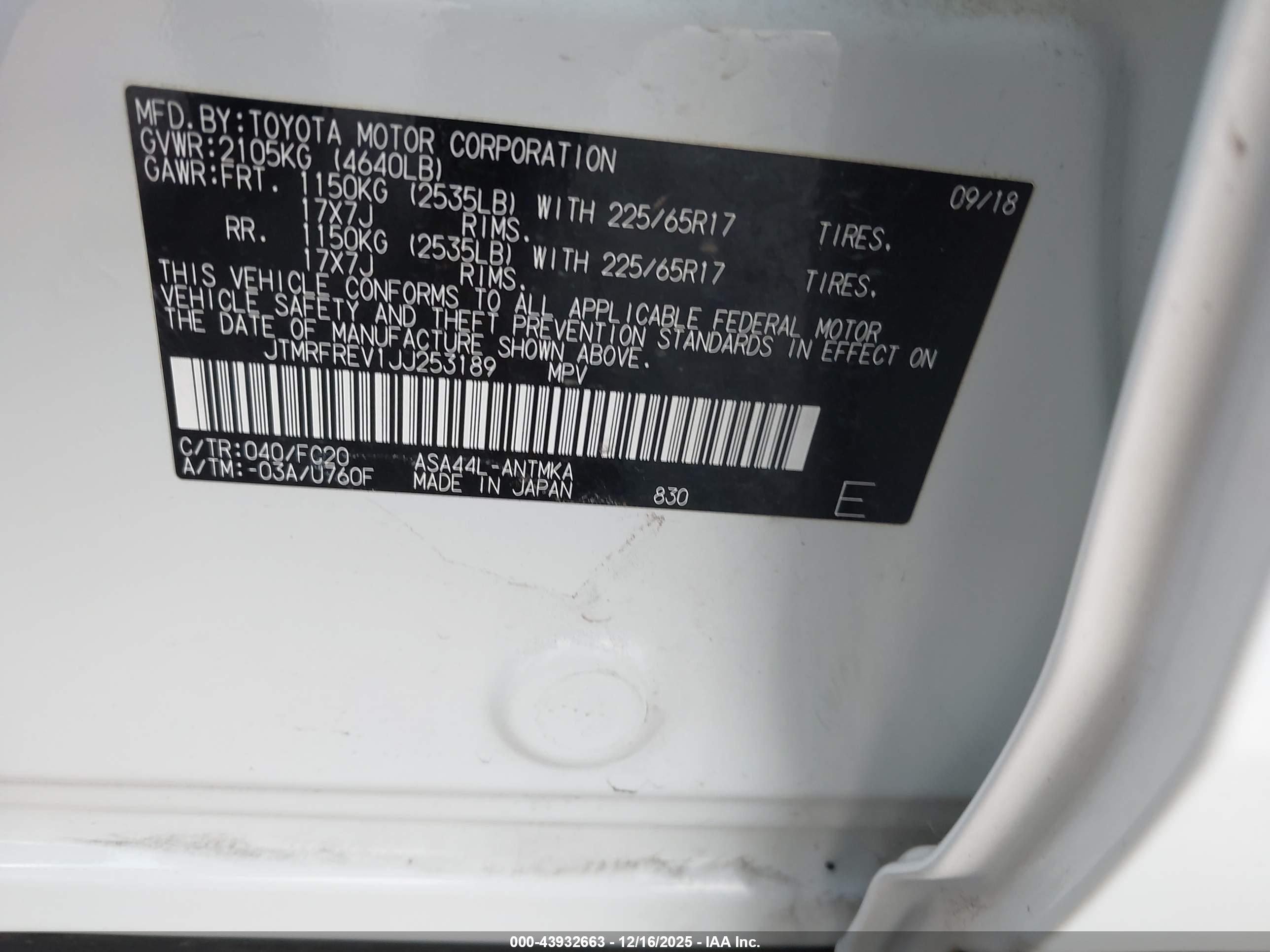 TOYOTA RAV4 image 9