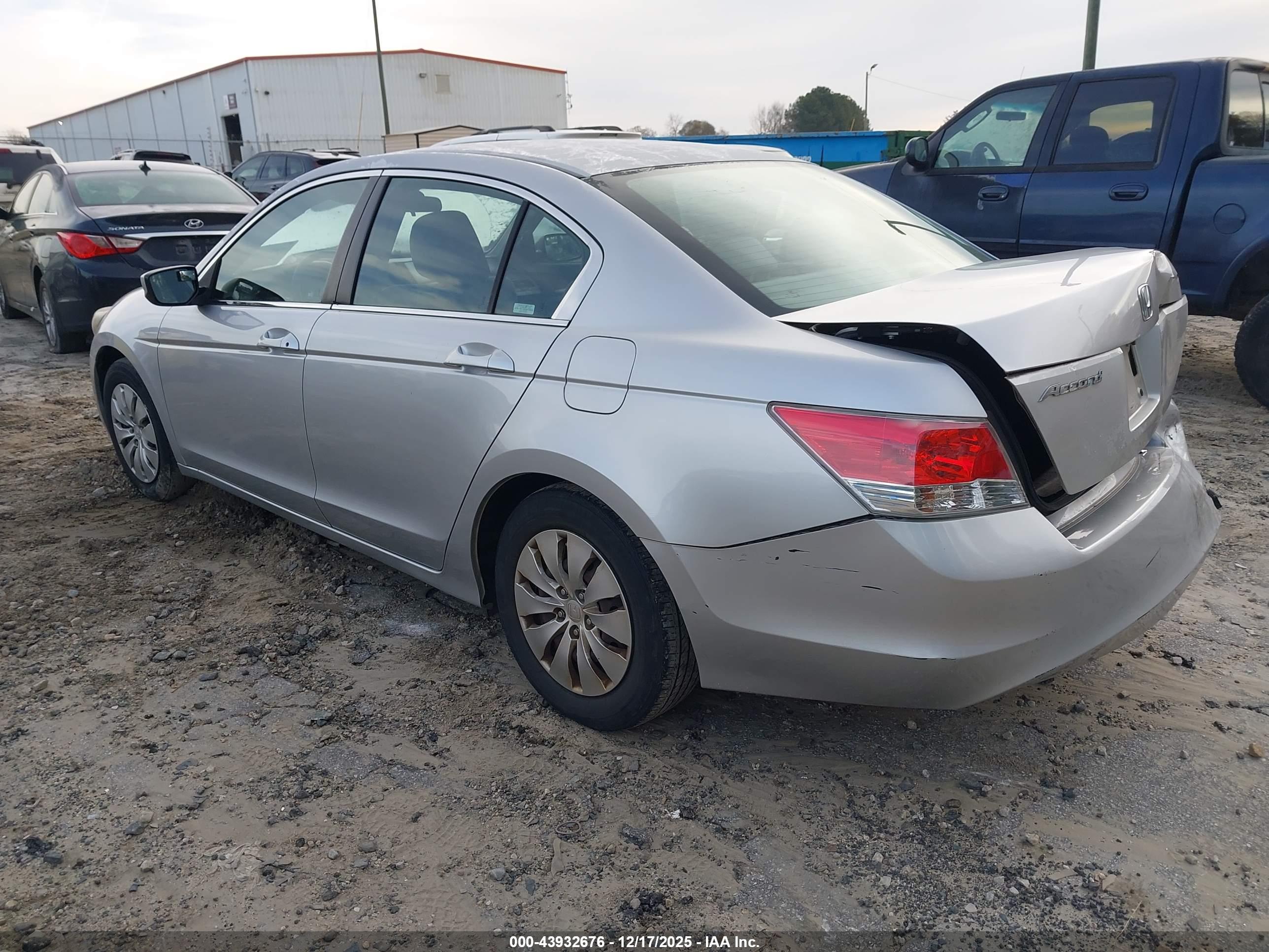 HONDA ACCORD image 3
