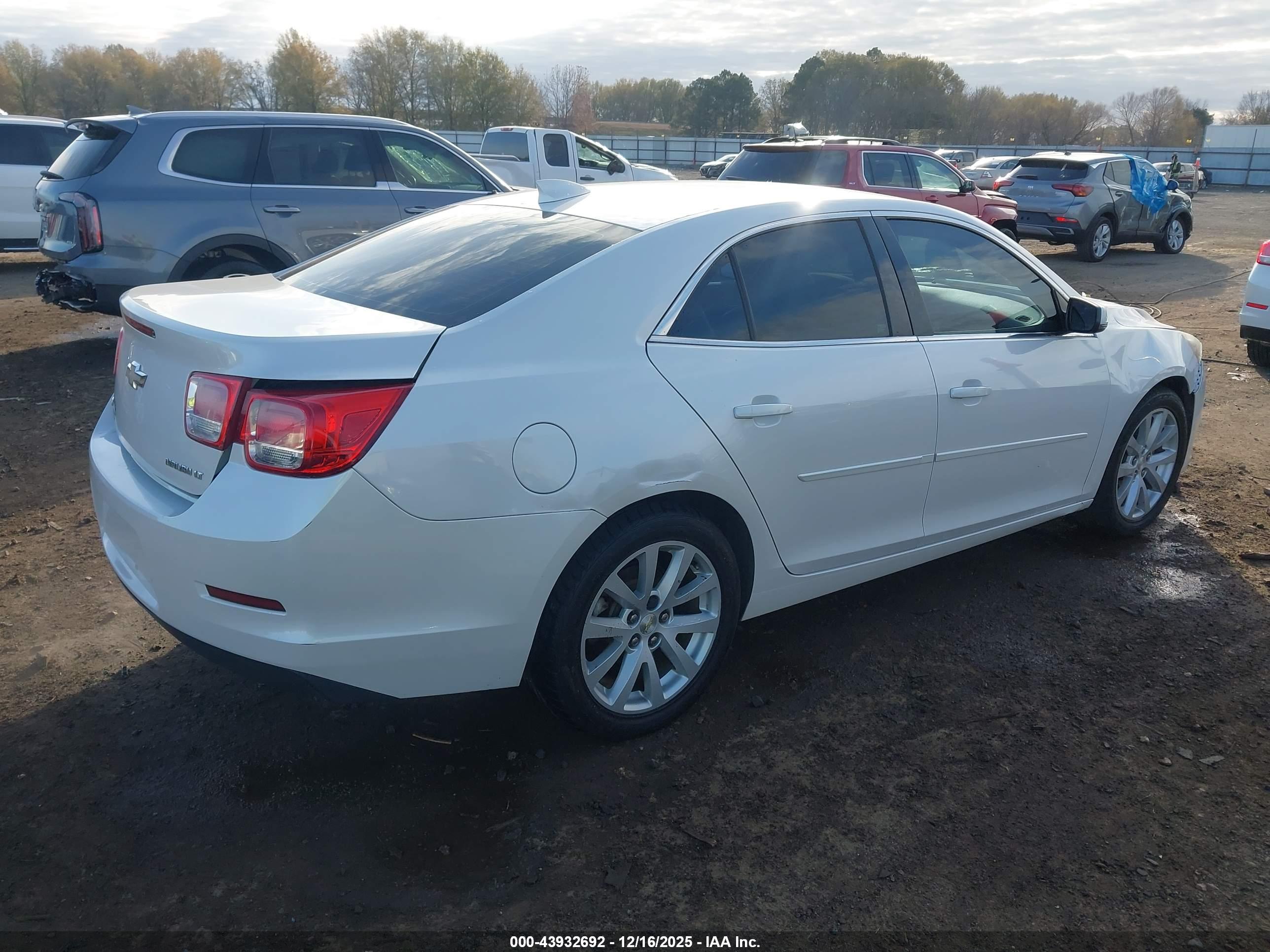 CHEVROLET MALIBU image 4