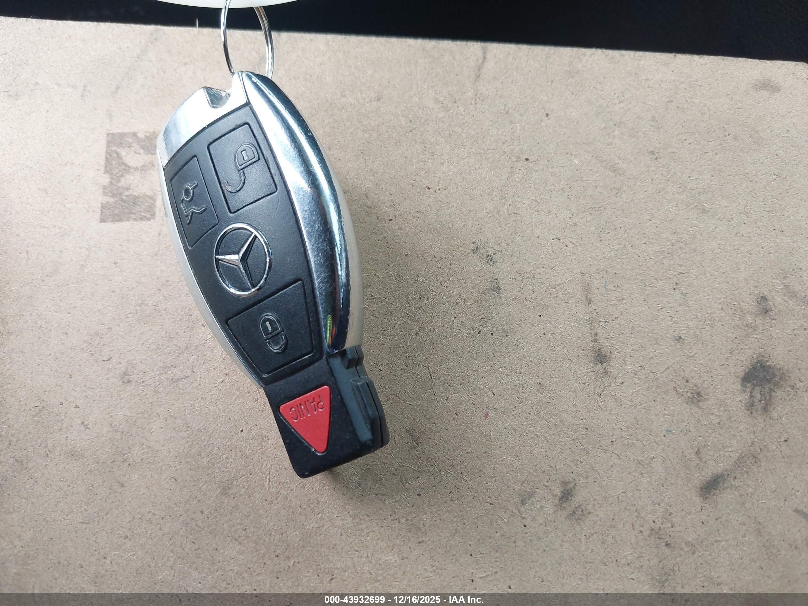 MERCEDES-BENZ C image 11