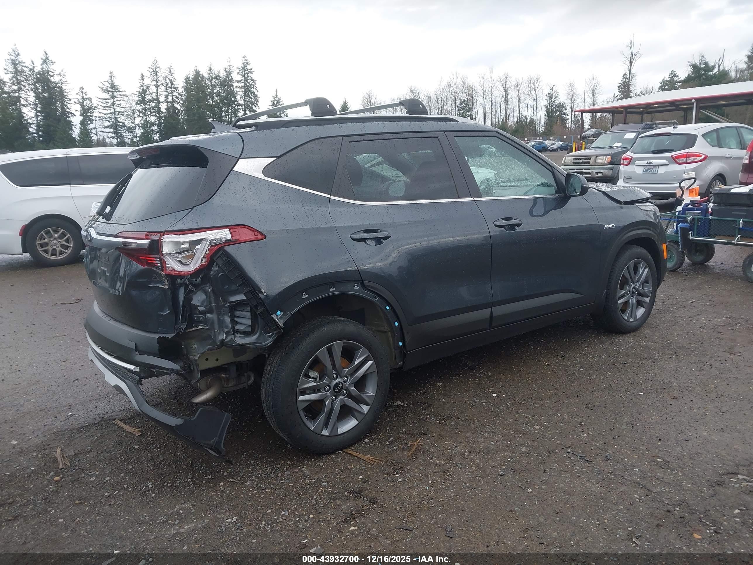 KIA SELTOS image 4