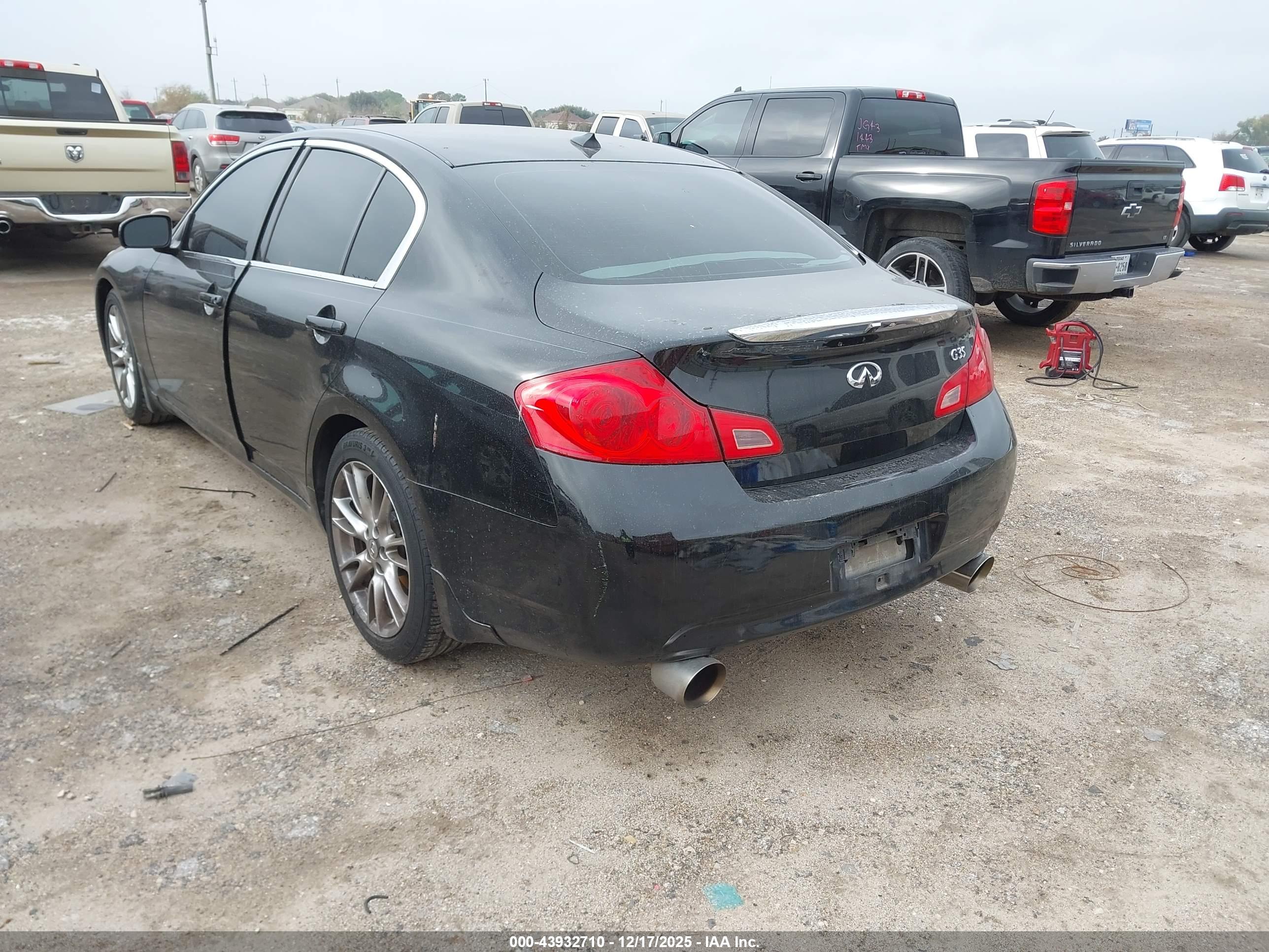 INFINITI G35 image 3