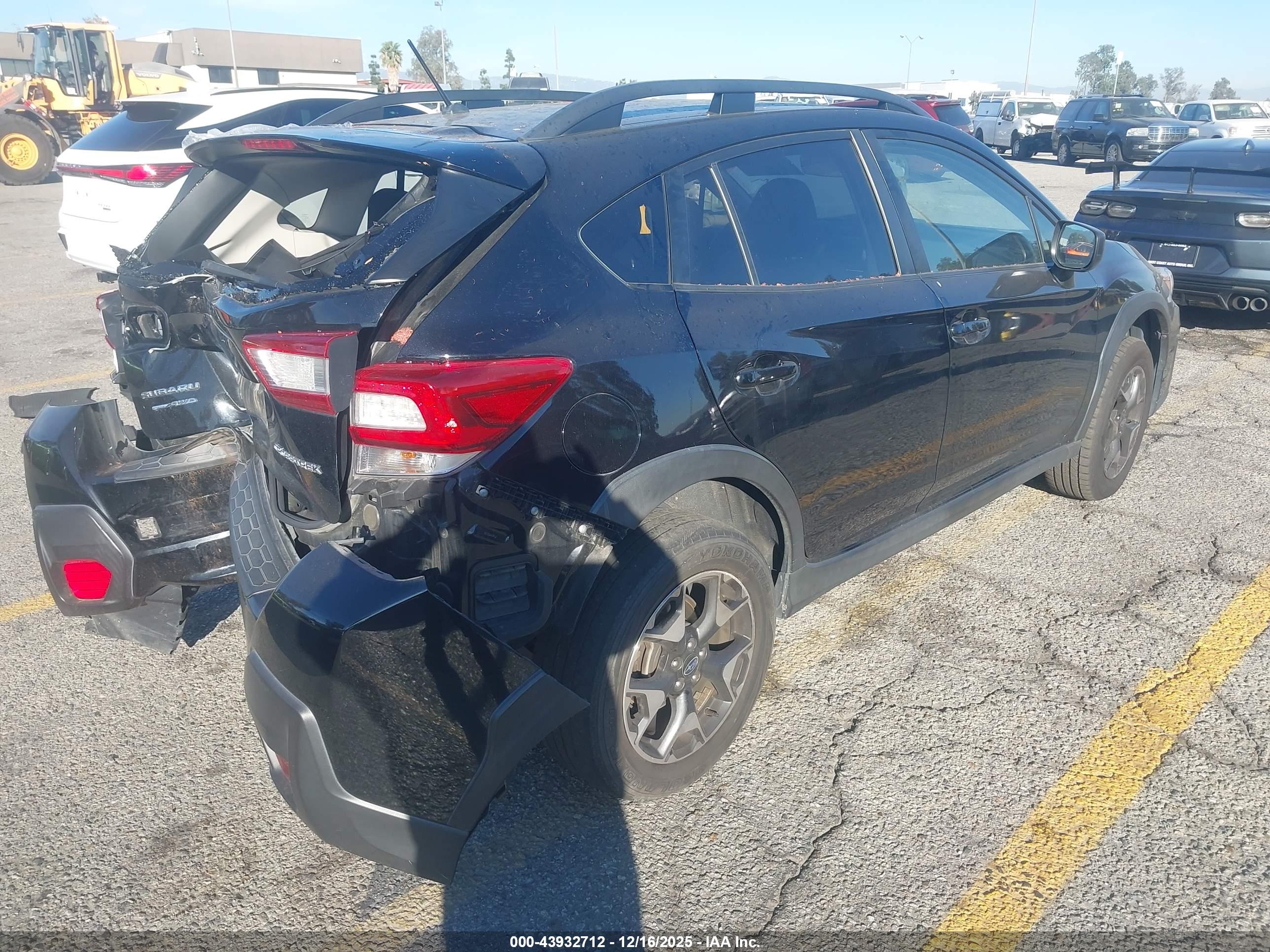 SUBARU CROSSTREK image 4