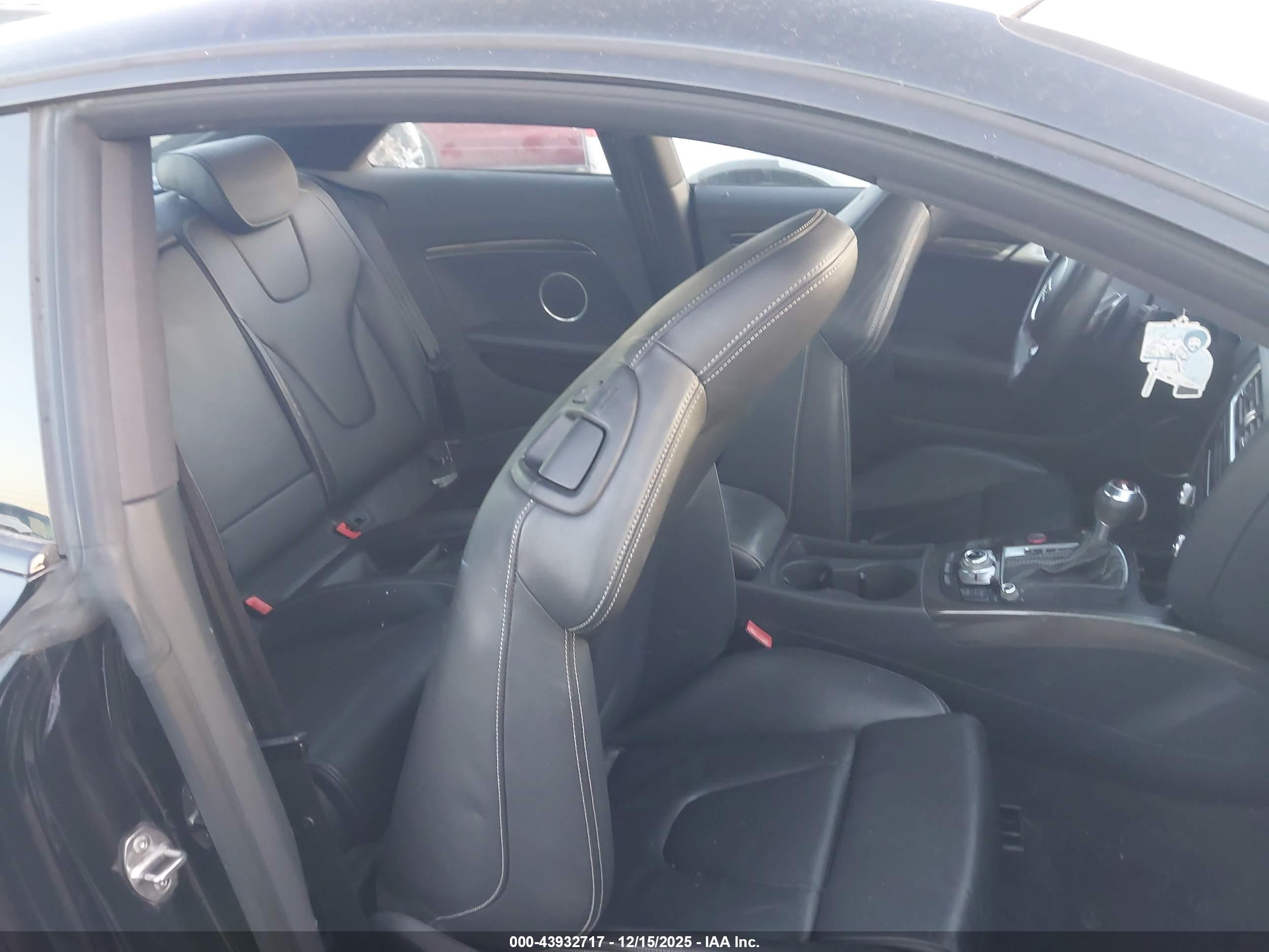 AUDI S5 image 8