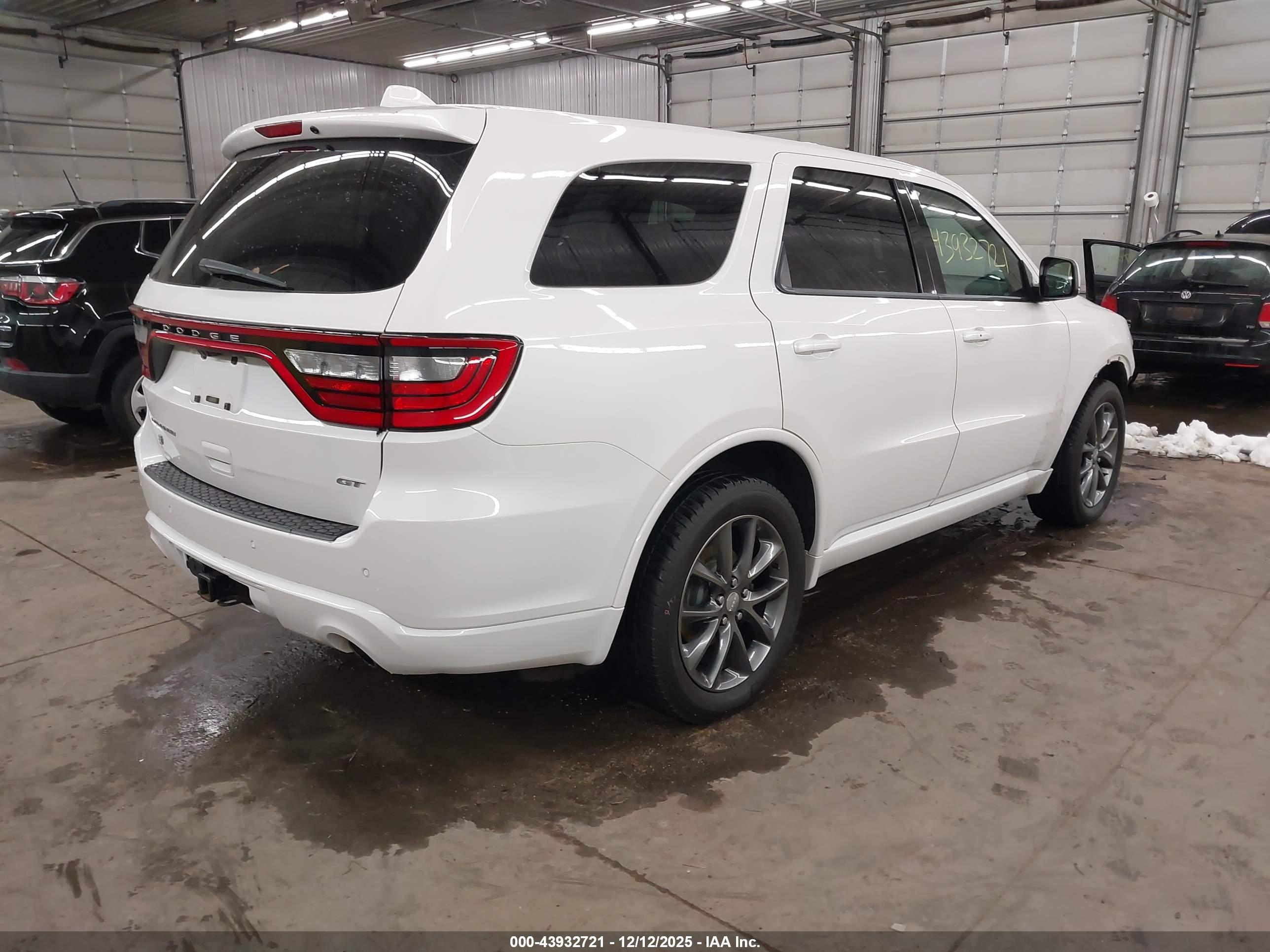 DODGE DURANGO image 4