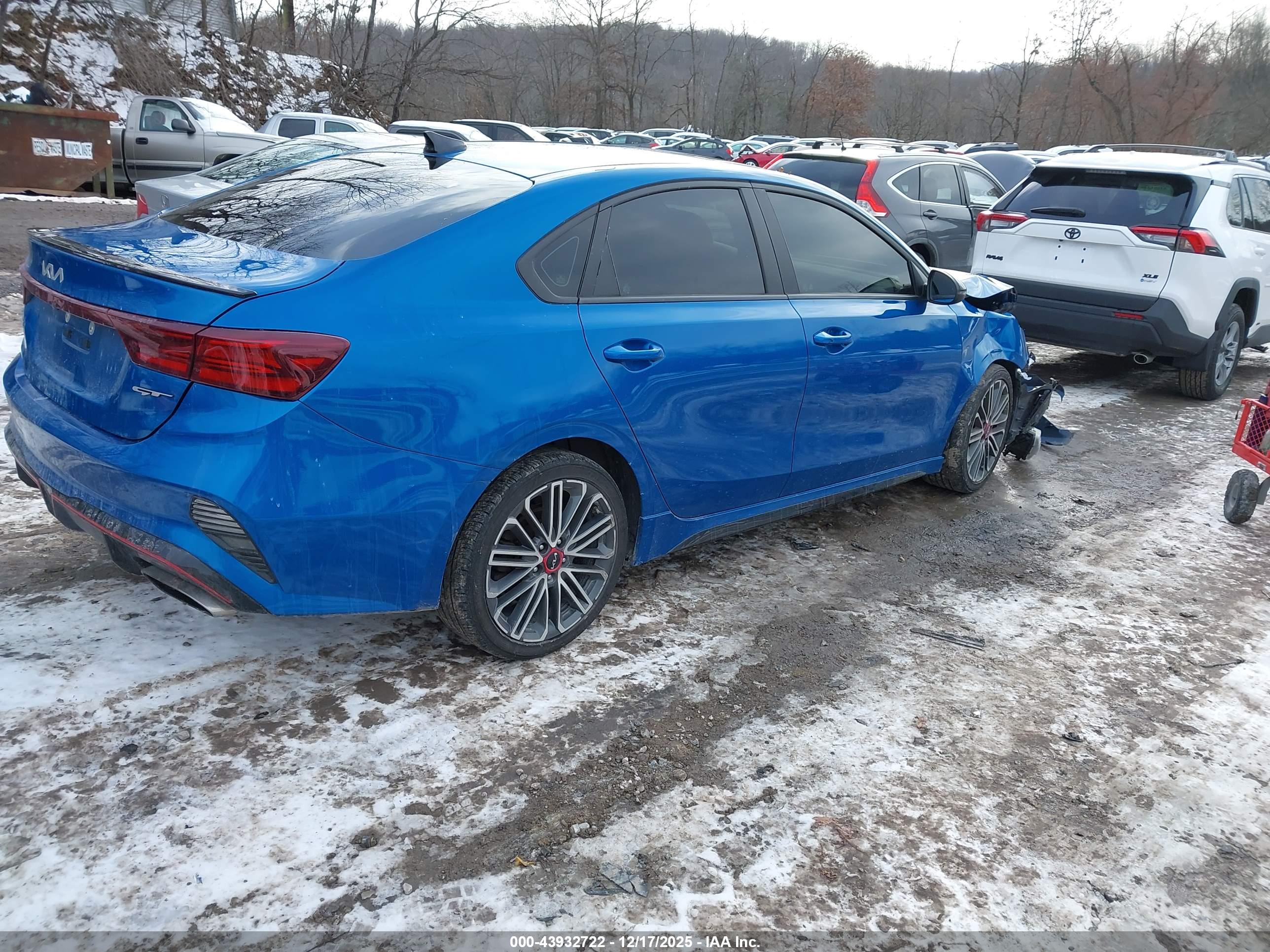 KIA FORTE image 4