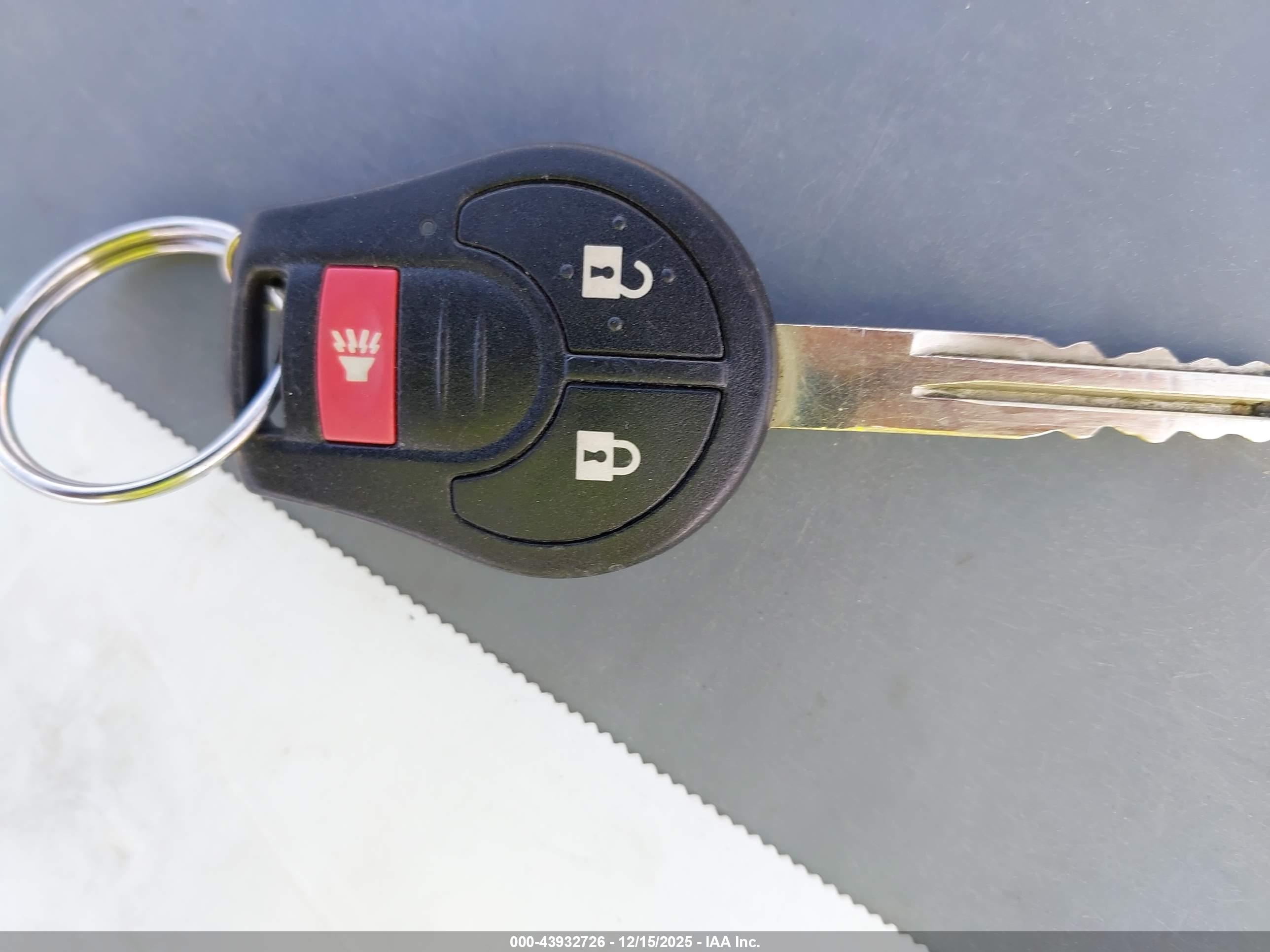 NISSAN ROGUE image 11