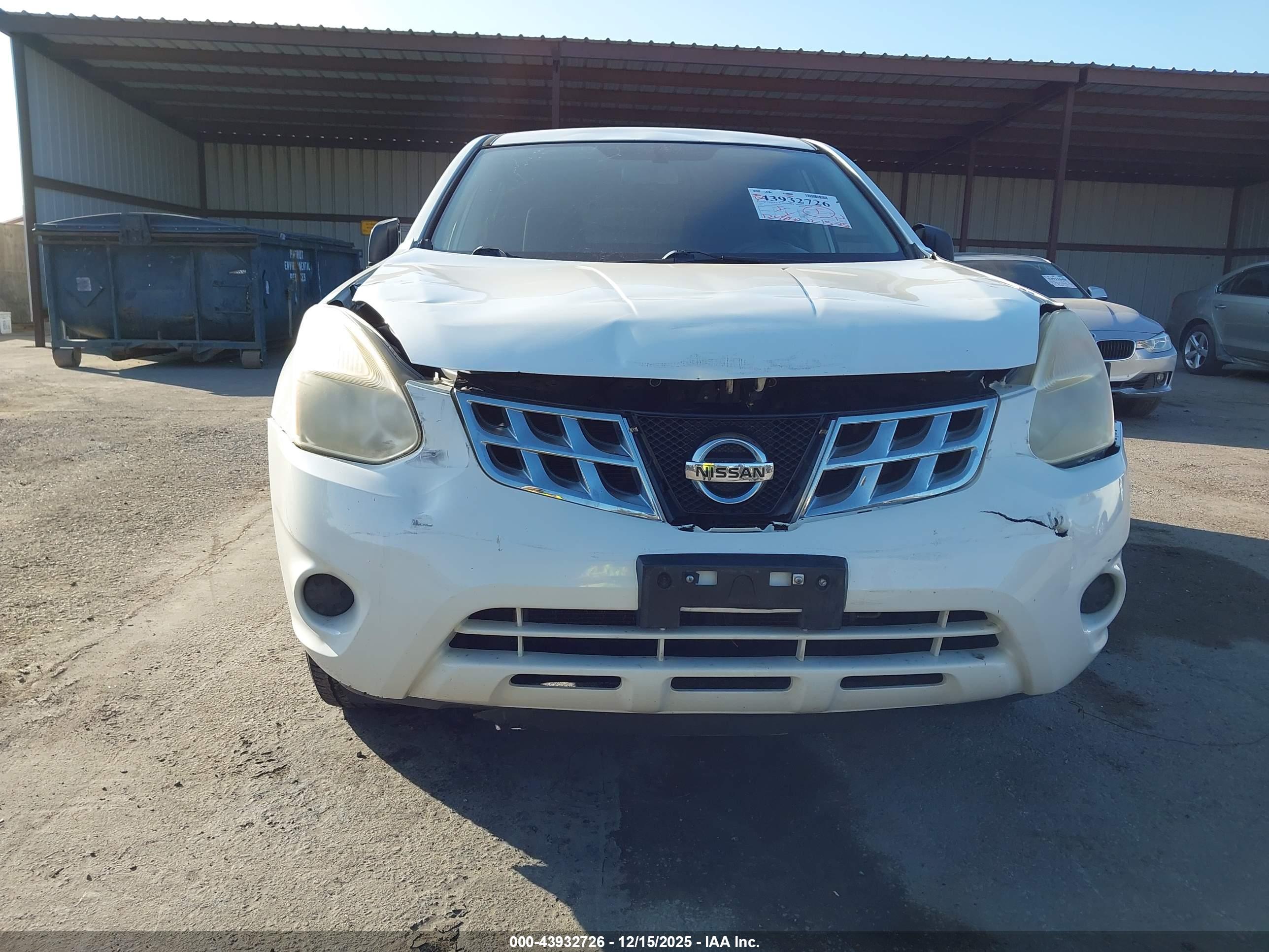 NISSAN ROGUE image 6