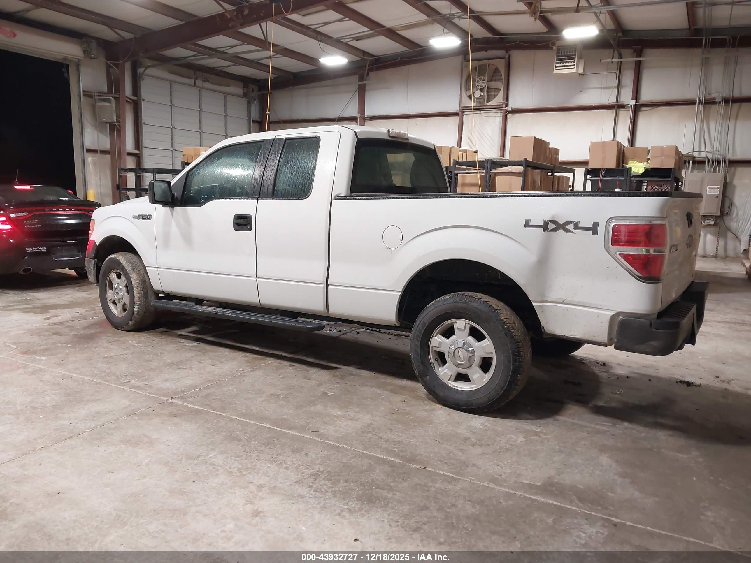 FORD F-150 image 3