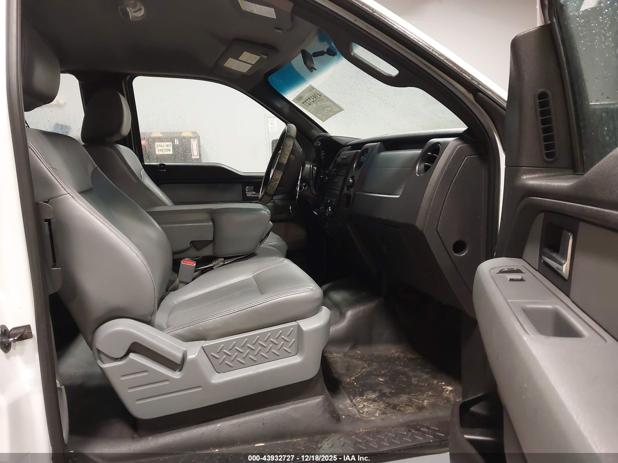 FORD F-150 image 5