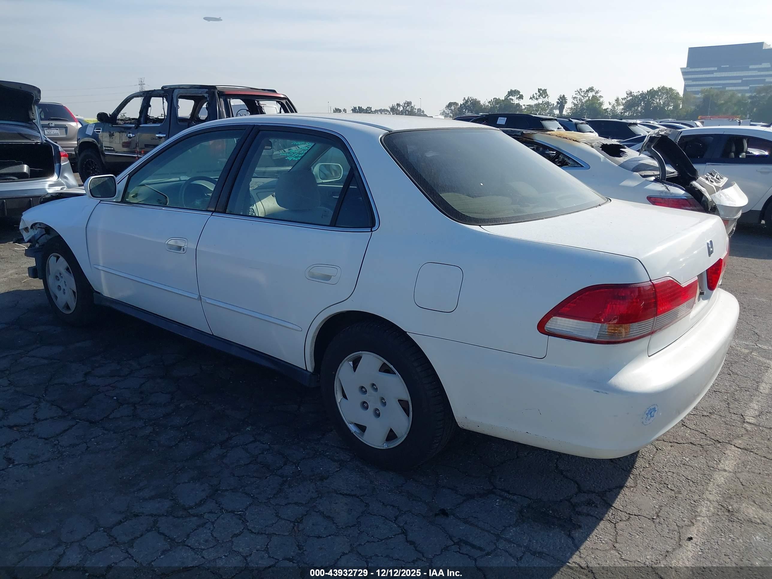 HONDA ACCORD image 3