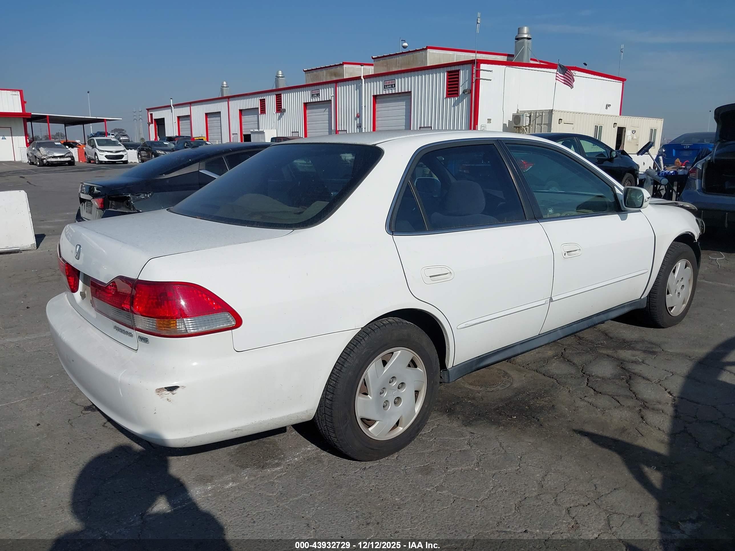HONDA ACCORD image 4