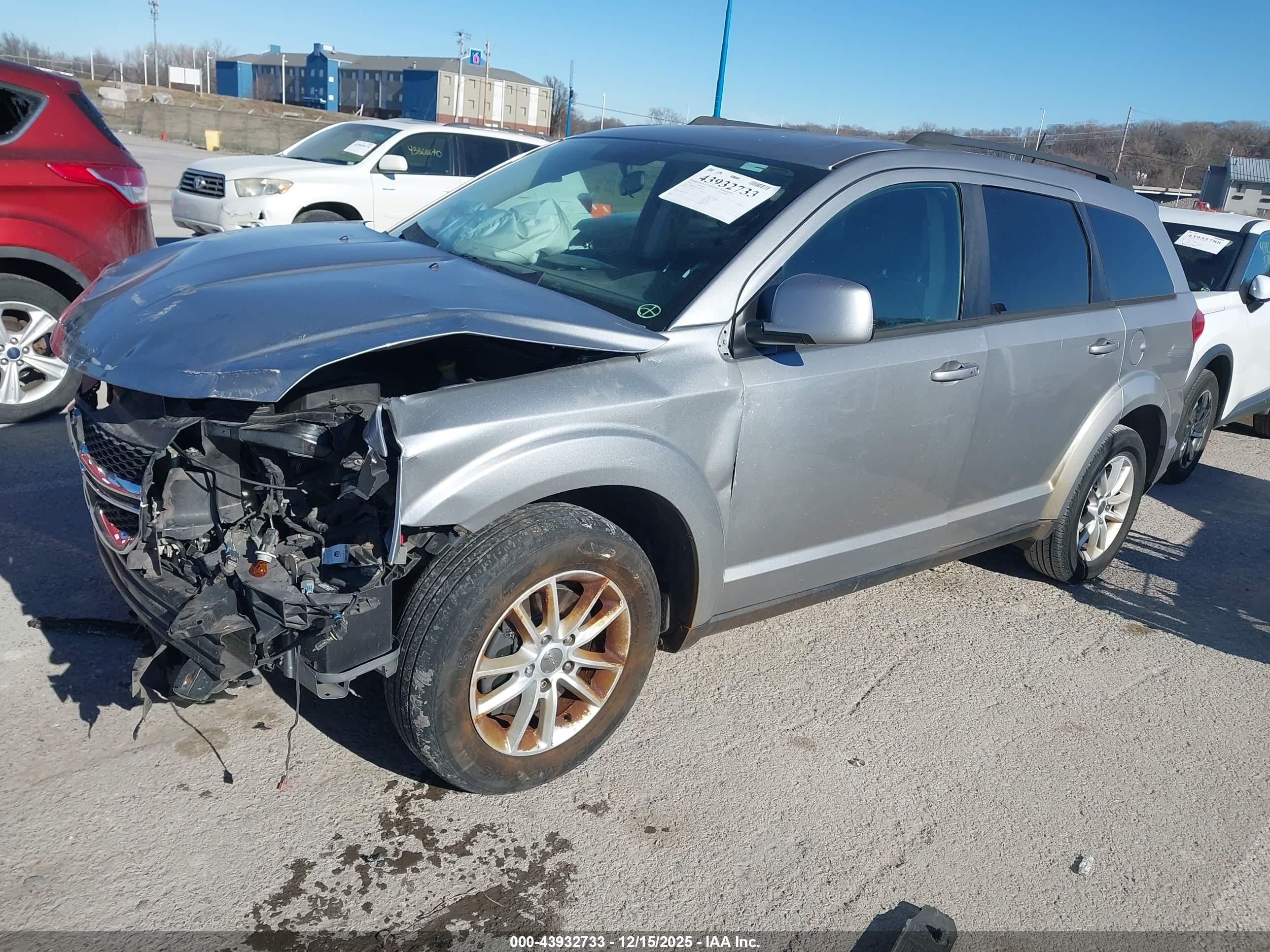 DODGE JOURNEY image 2